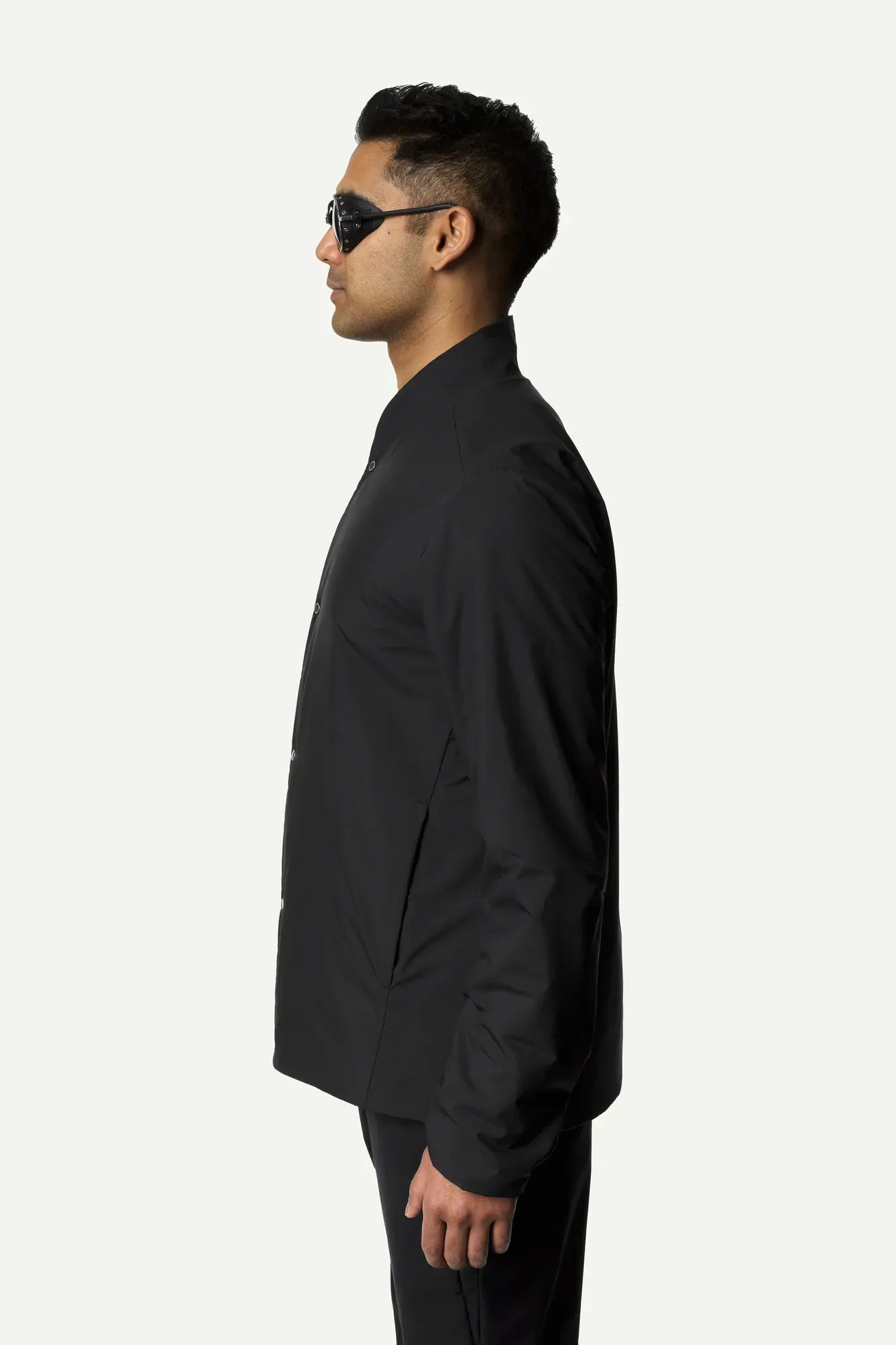houdini-enfold-jacket-midlayer-true-black-primaloft image 7