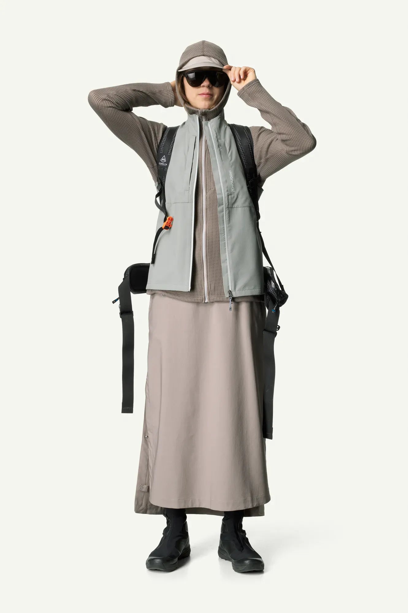 houdini-walkabout-skirt-outdoorrock-true-black-leicht image 6