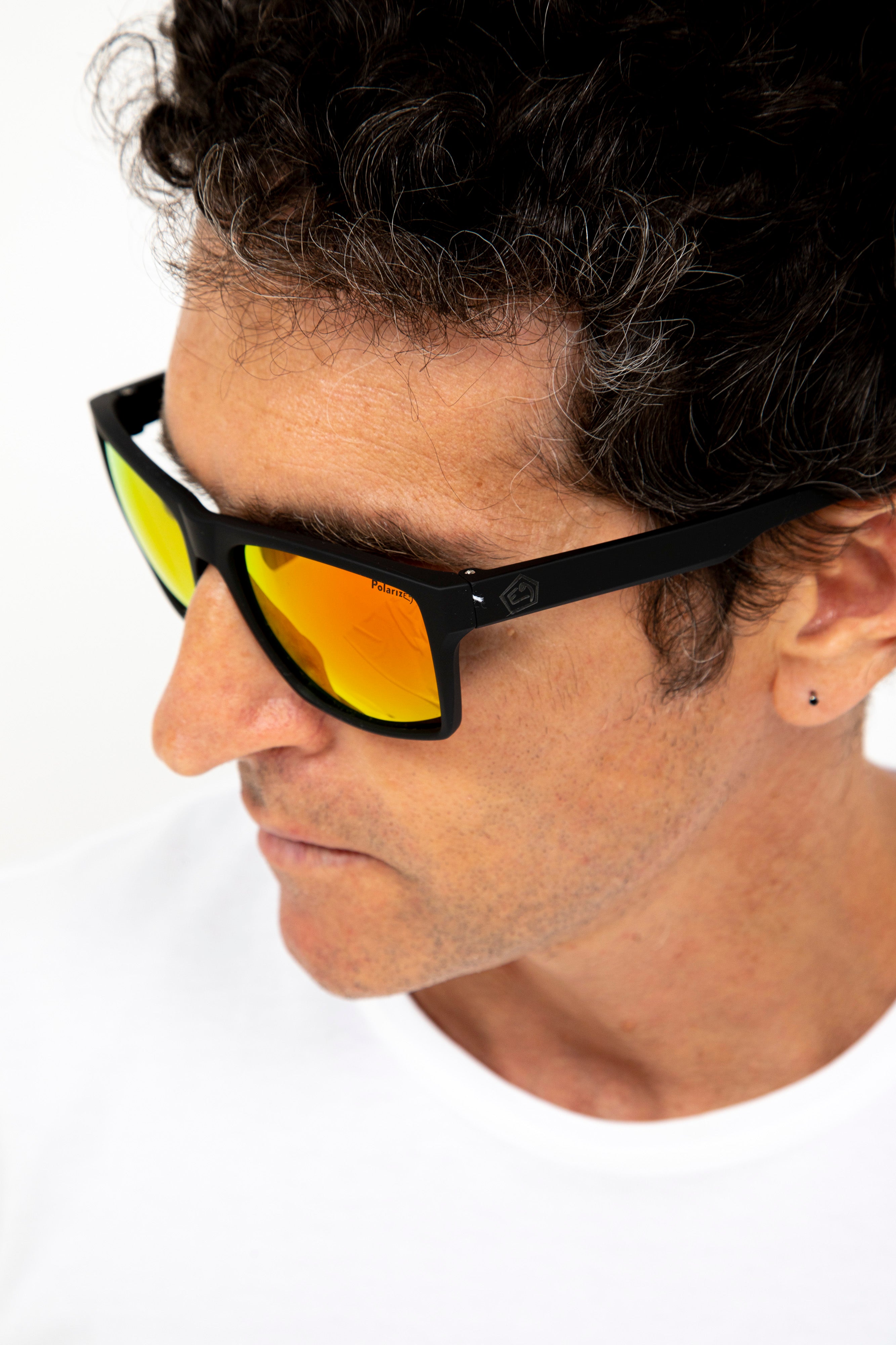 e9-jan-s25-sng002-sonnenbrille-black-polarisiert image 2