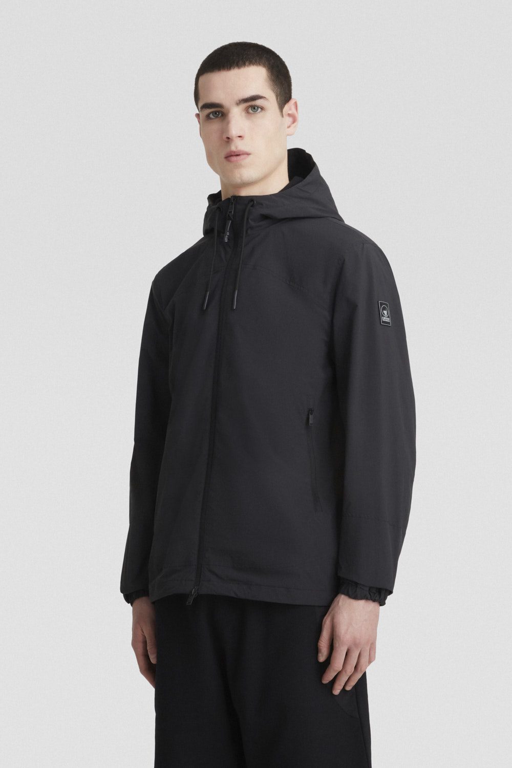 ciesse-outdoor-windjacke-schwarz-wasserdicht-packbar-recycelt image 2
