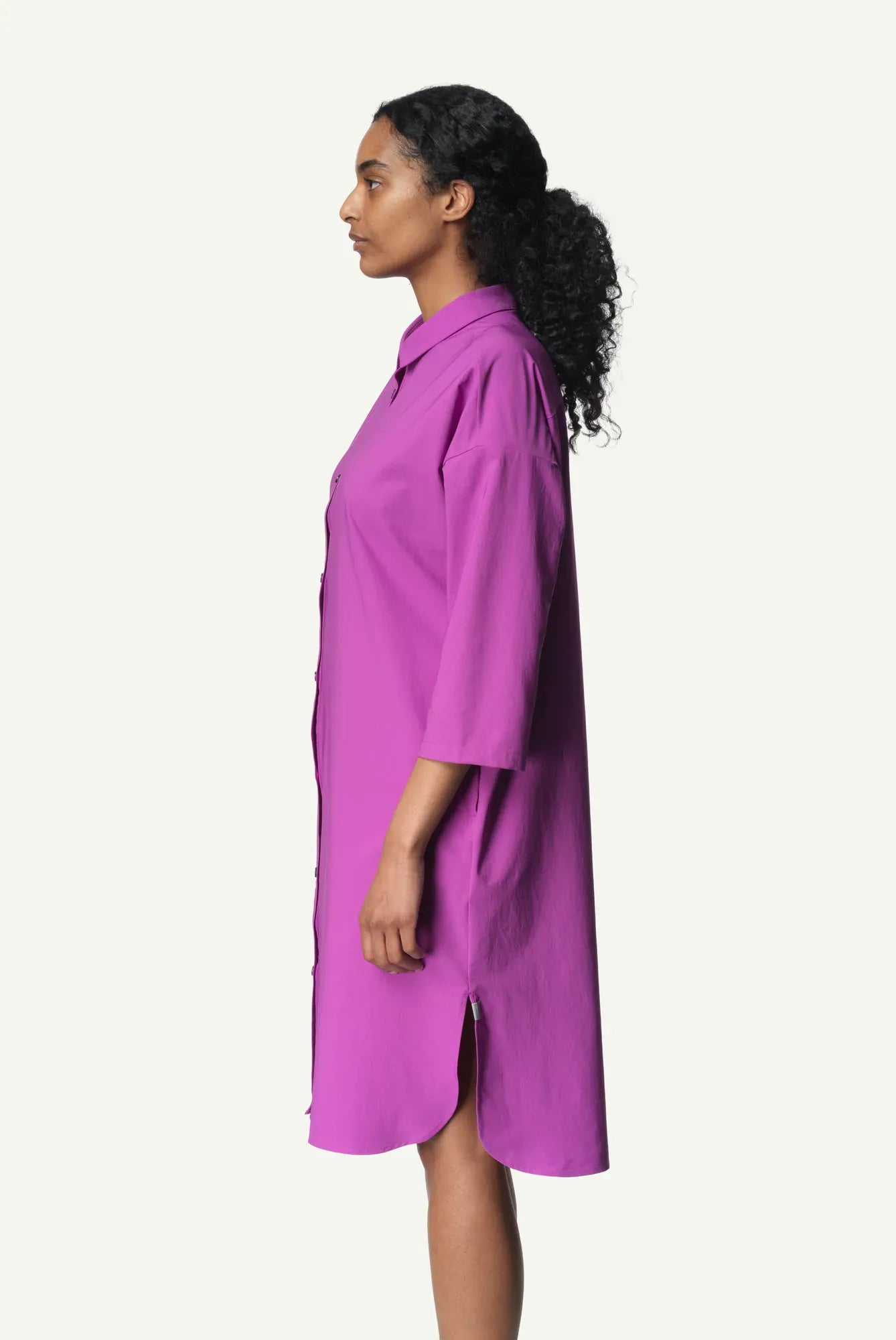 houdini-route-shirt-dress-kleid-damen-purple-up-leicht-recycelt image 5