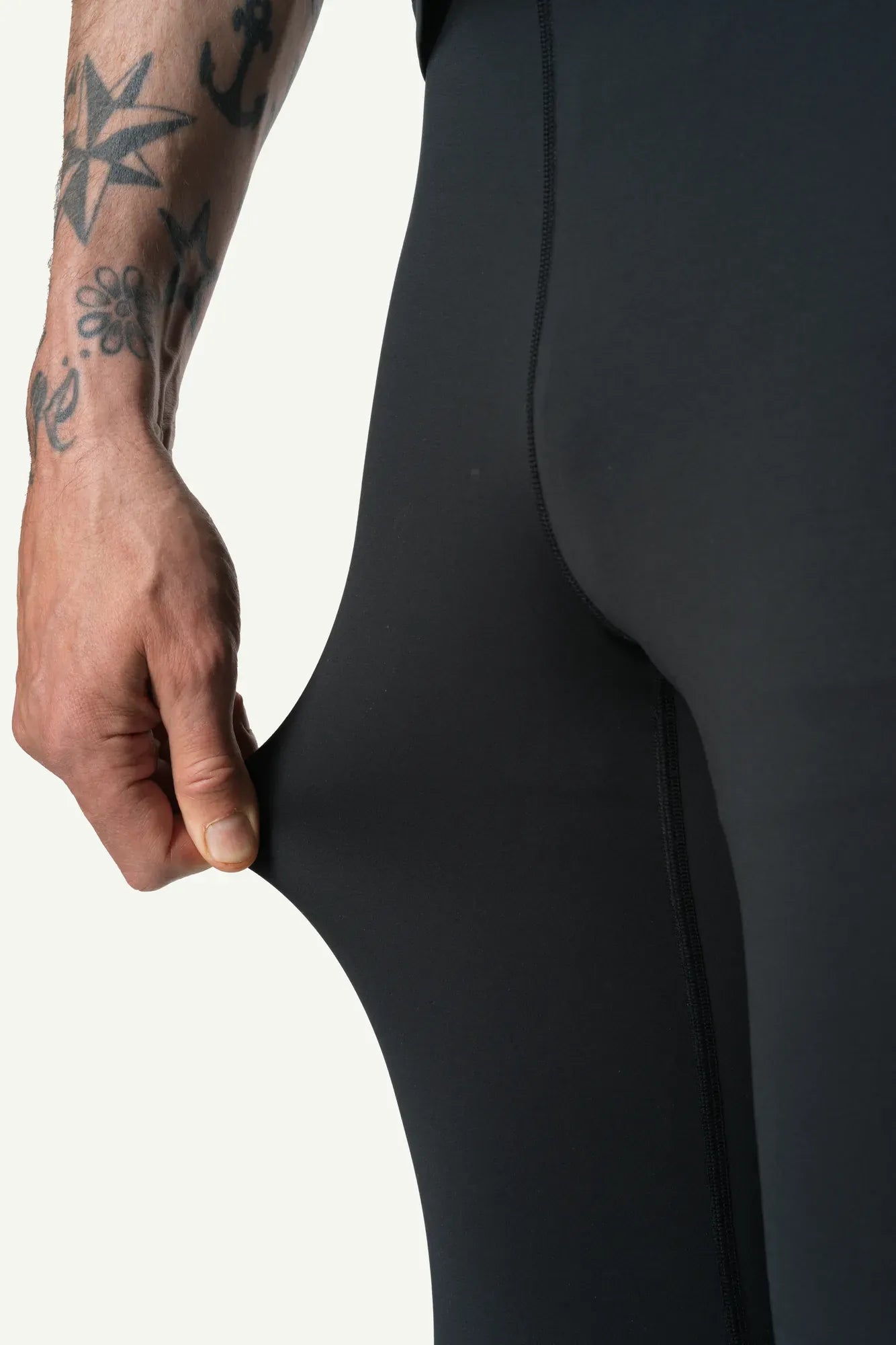 houdini-pace-m-s-pace-trail-tights-tight-true-black image 7