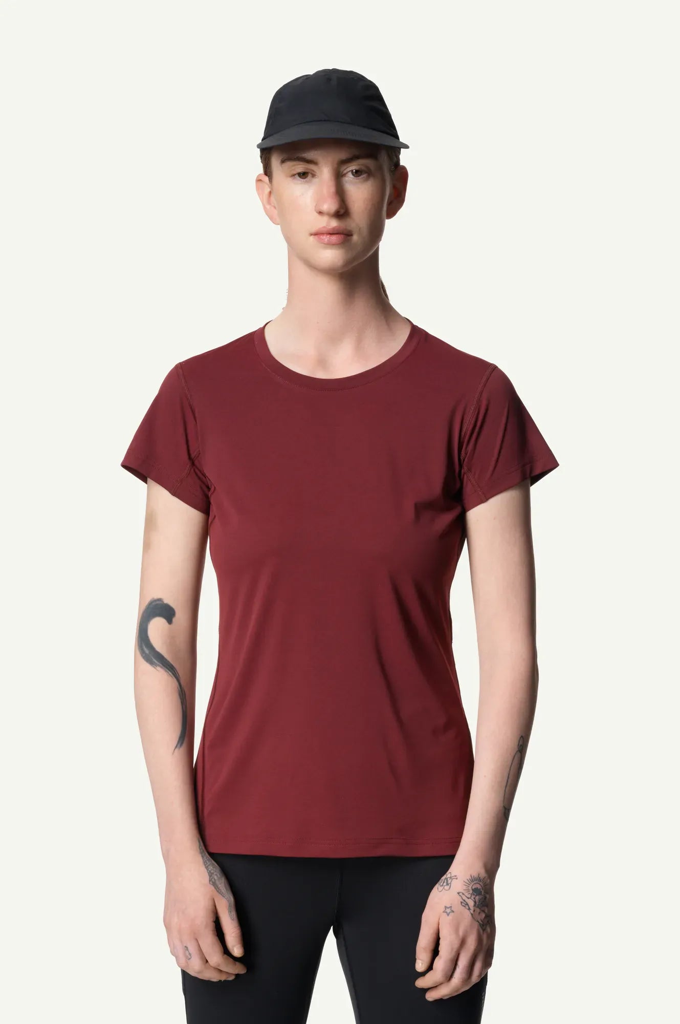 houdini-pace-w-s-pace-air-tee-laufshirt-cab-red-leicht image 6