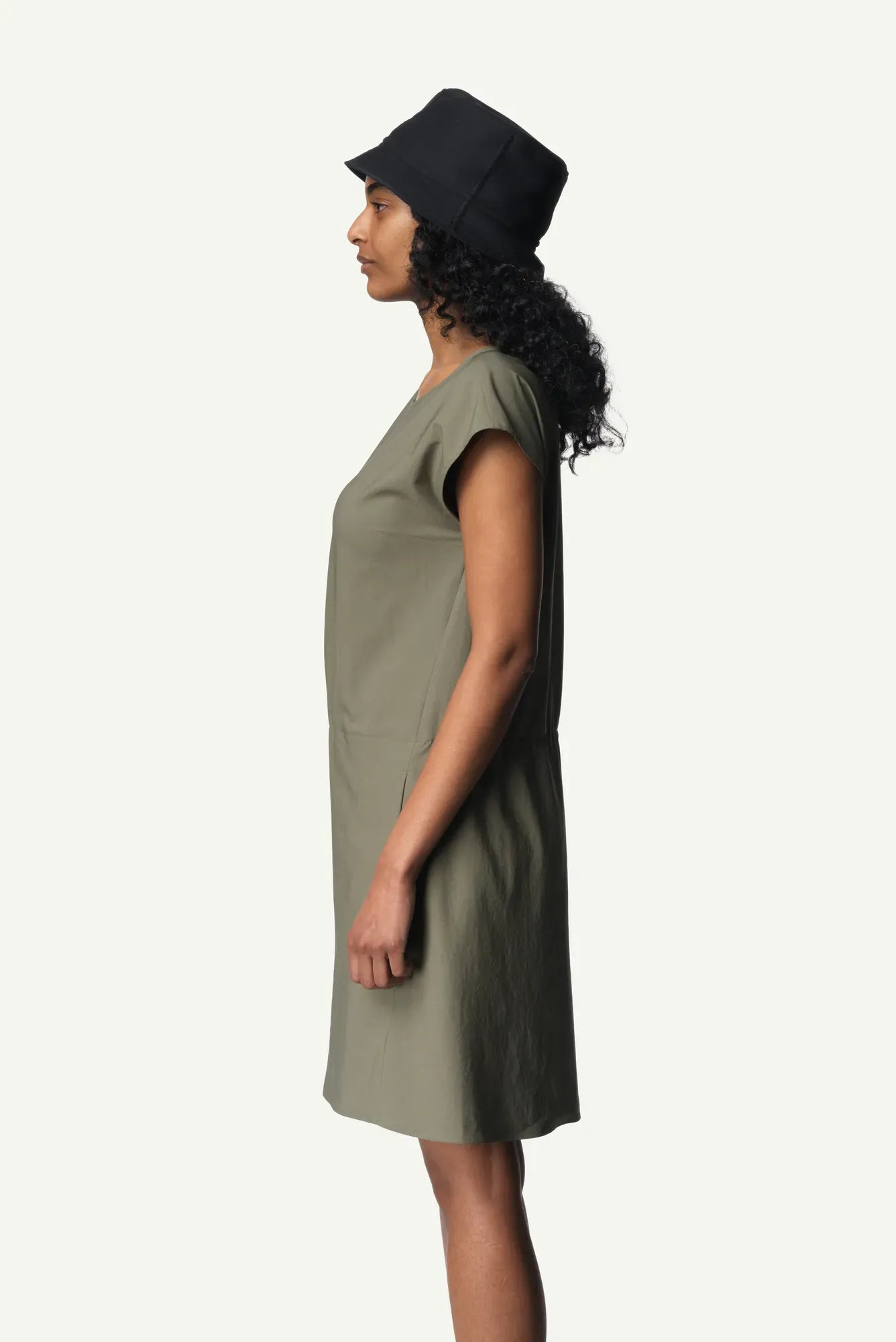 houdini-dawn-dress-sommerkleid-damen-sage-green-s-stretch image 5
