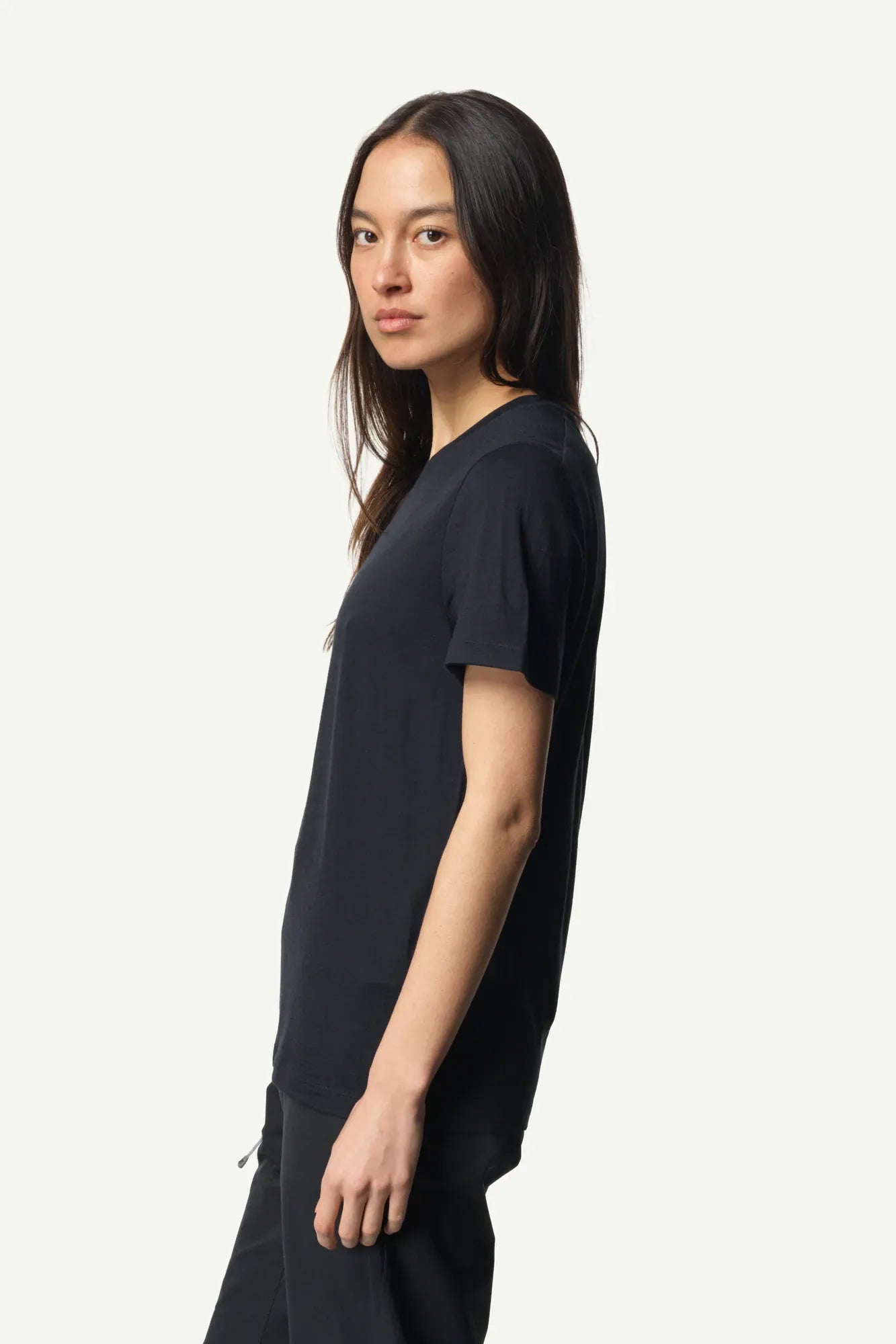 houdini-puremerino-tee-t-shirt-damen-true-black-merino image 3