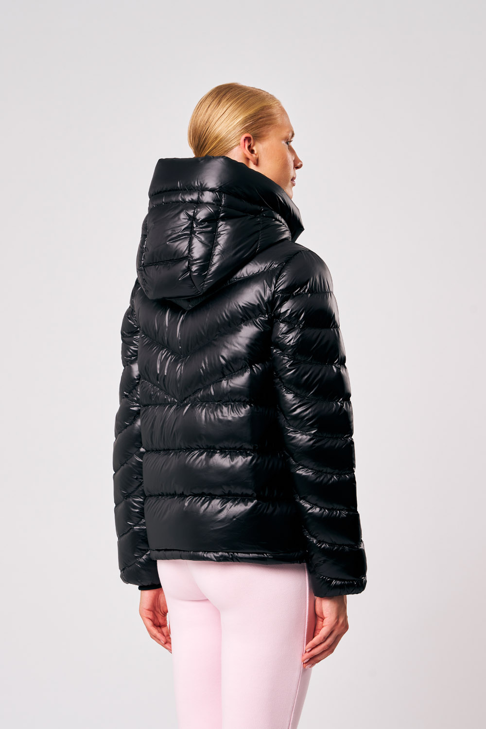 ciesse-outdoor-heidi-daunenjacke-damen-schwarz-200g-kapuze image 4