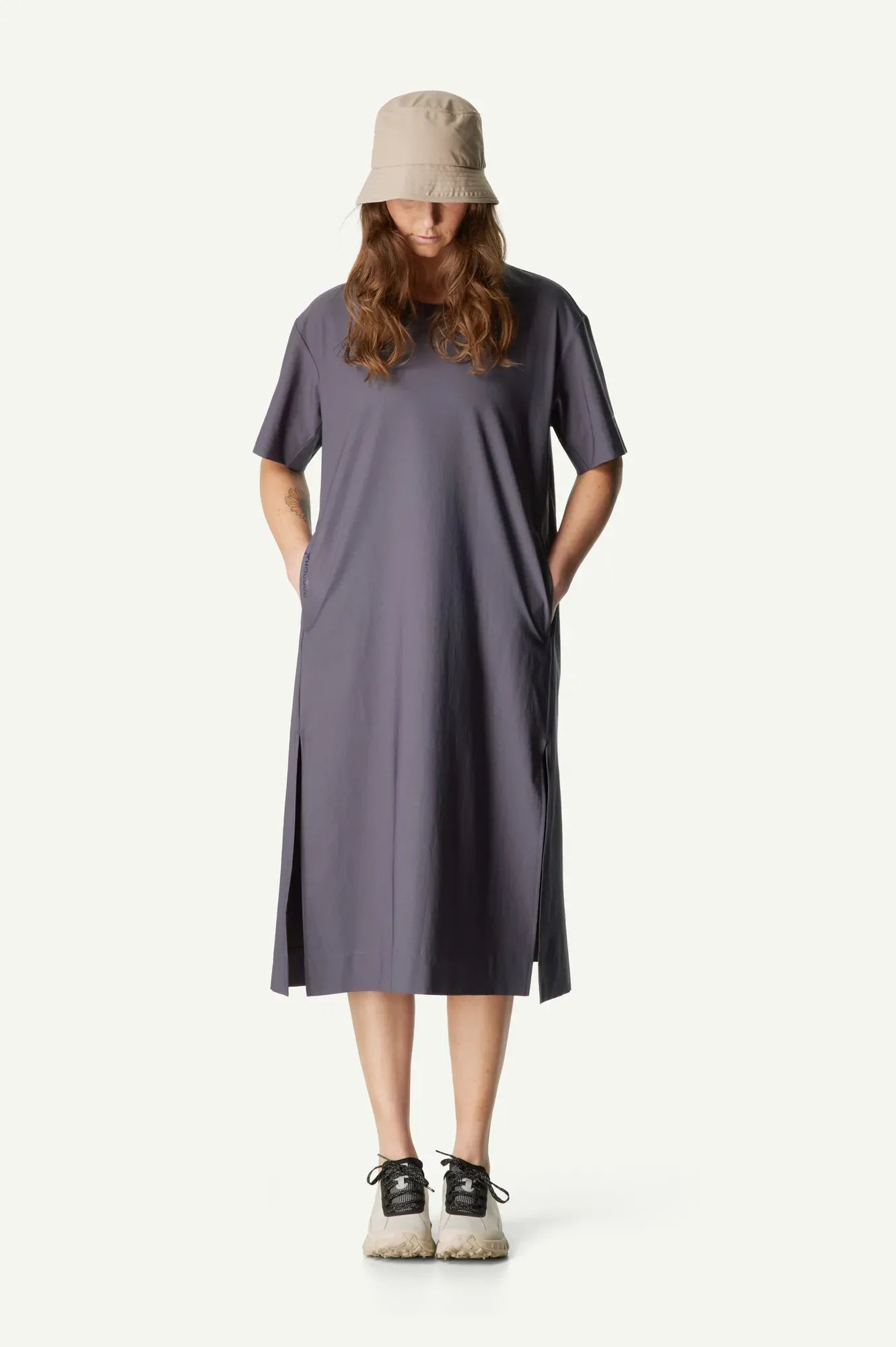 houdini-cover-dress-kleid-damen-powder-green-schnelltrocknend image 1