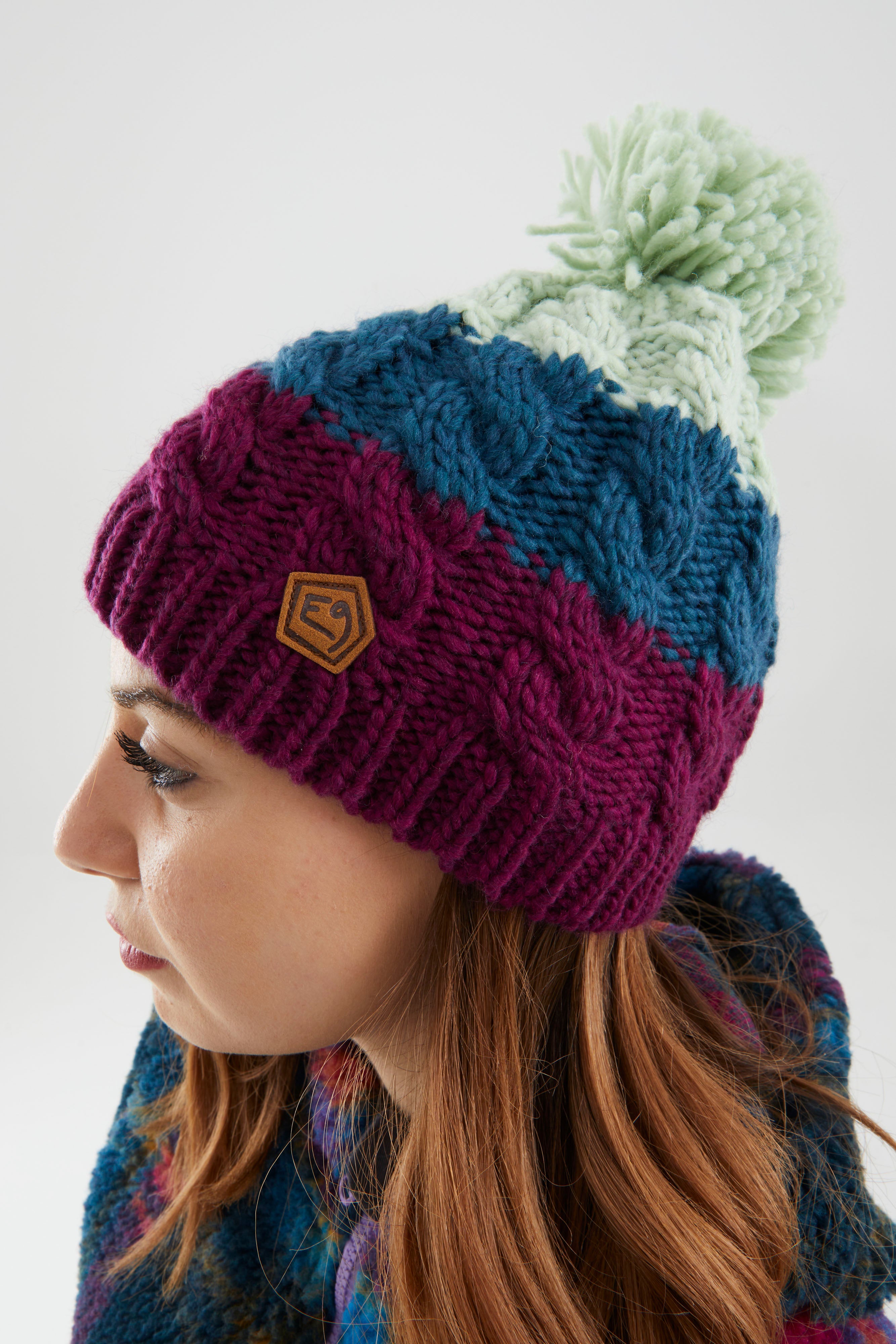 e9-kevin-strickm-tze-wolle-iron-beanie image 2