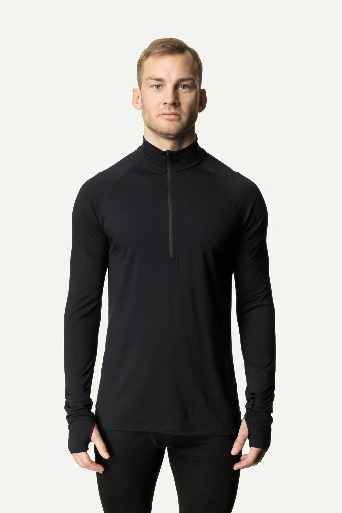 houdini-desoli-light-half-zip-merino-true-black-herren image 7