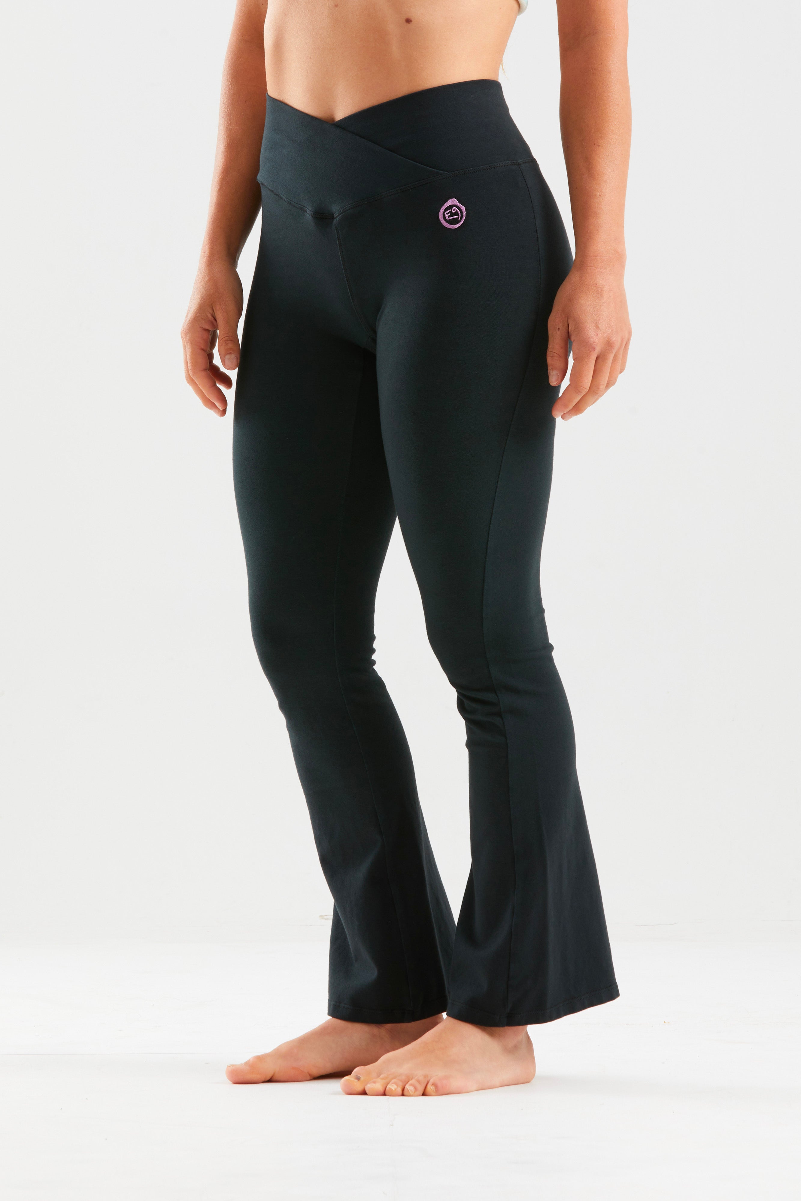 e9-irene-flared-leggings-bio-baumwolle-vintageblue image 1