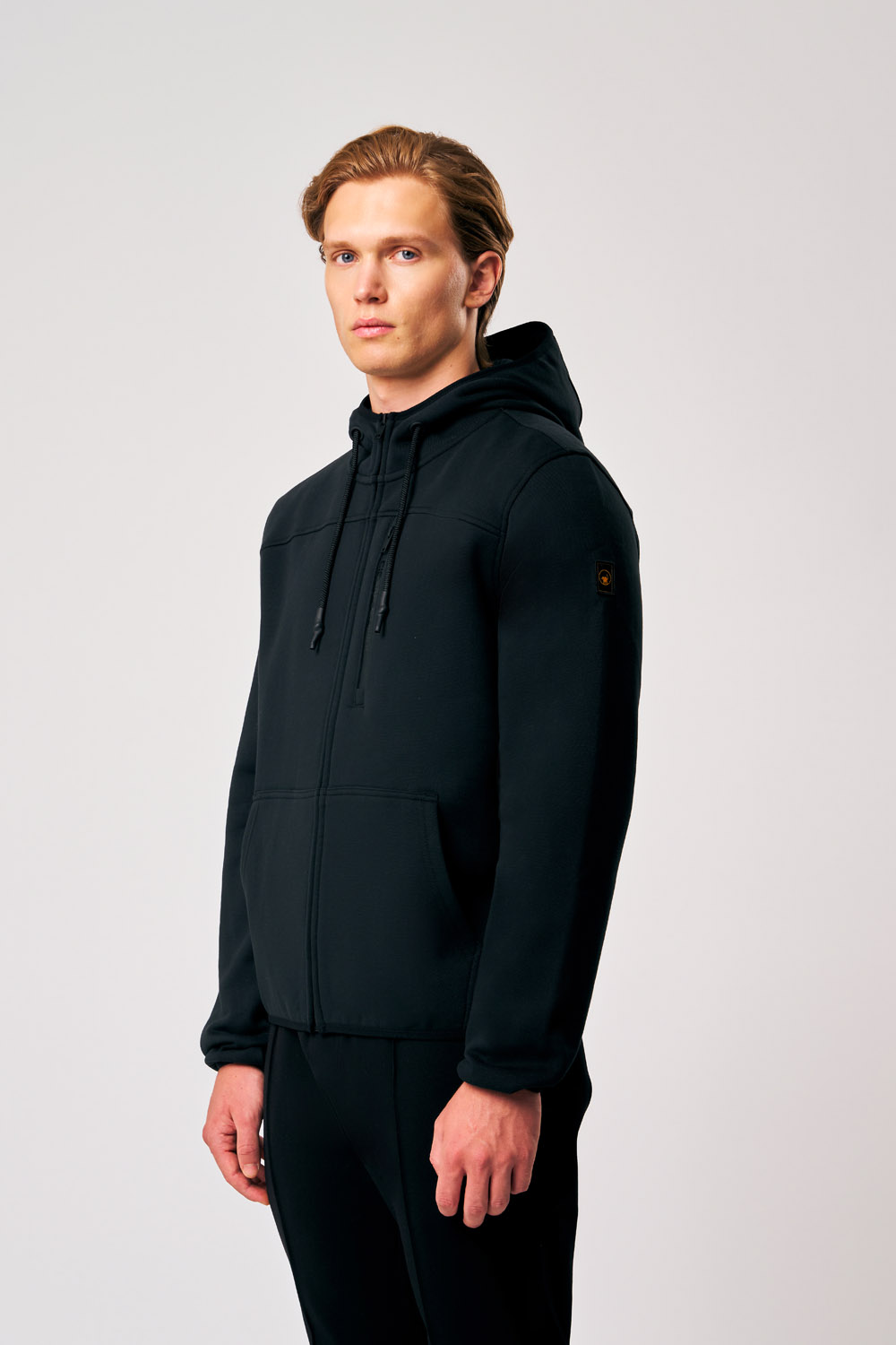 ciesse-yuri-4-0-herren-hoodie-schwarz-mit-kapuze image 1
