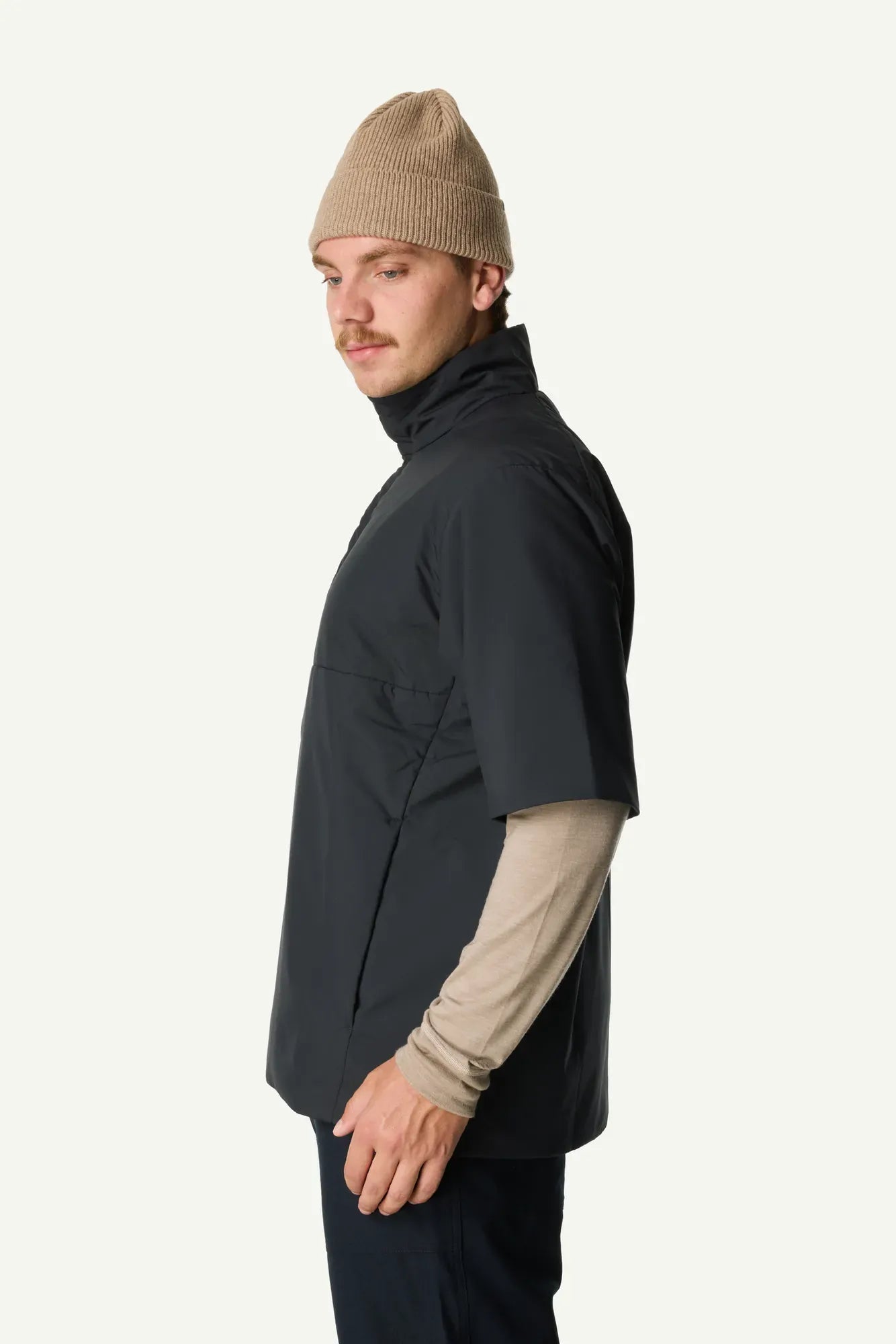 houdini-enfold-m-s-enfold-tee-isolationsshirt-herren-true-black-primaloft image 2