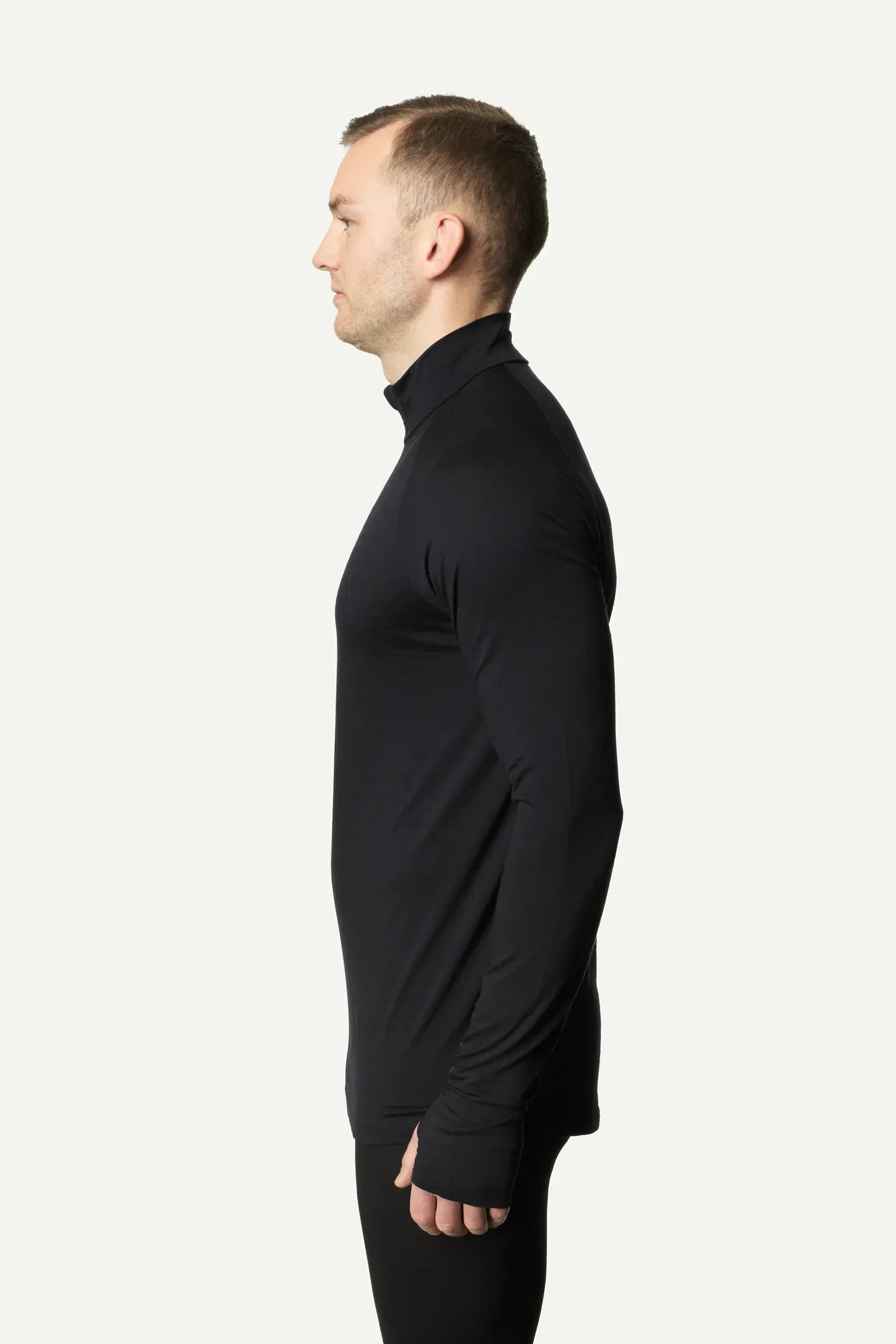 houdini-desoli-light-half-zip-merino-true-black-herren image 8