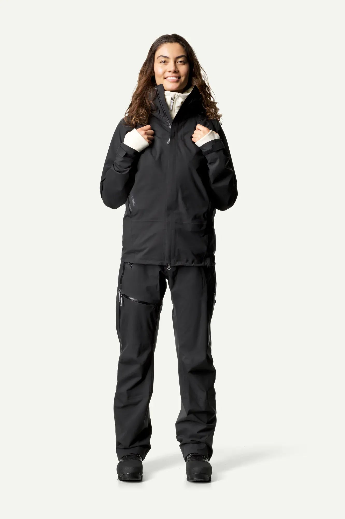 houdini-bff-jacket-hardshelljacke-damen-true-black-wasserdicht image 3