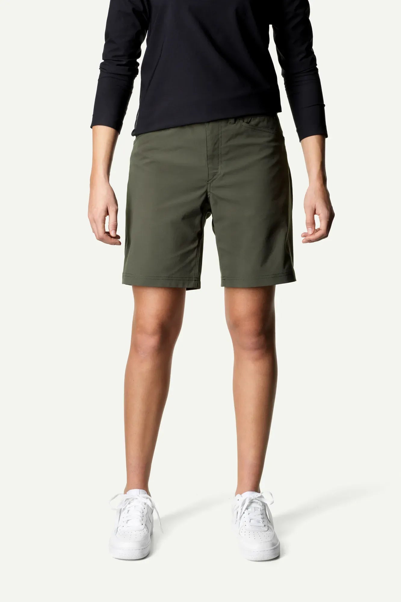 houdini-dock-w-s-shorts-true-black-recycelt image 1