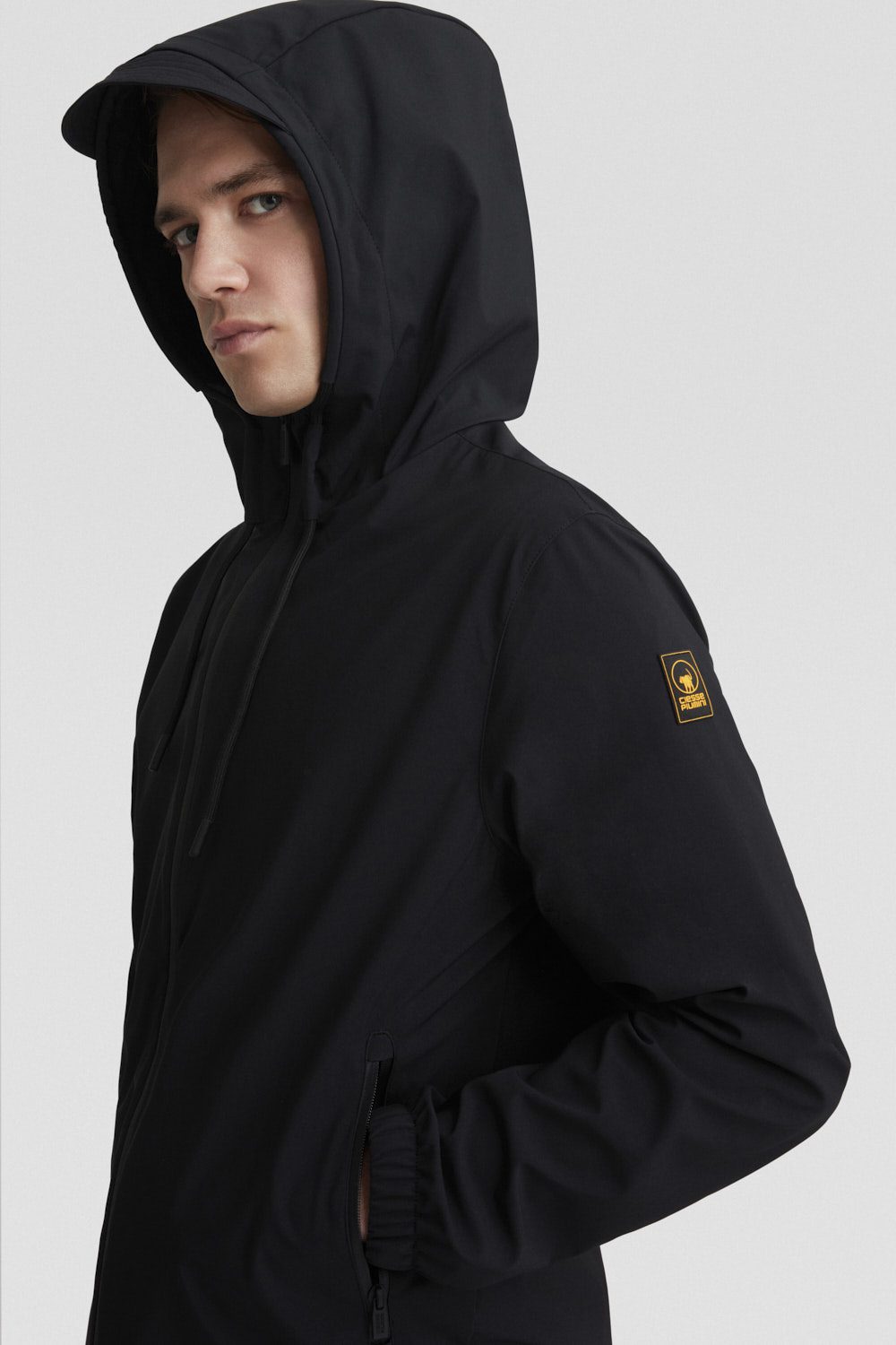 ciesse-outdoor-regenjacke-schwarz-softshell-wasserdicht-mit-kapuze image 3