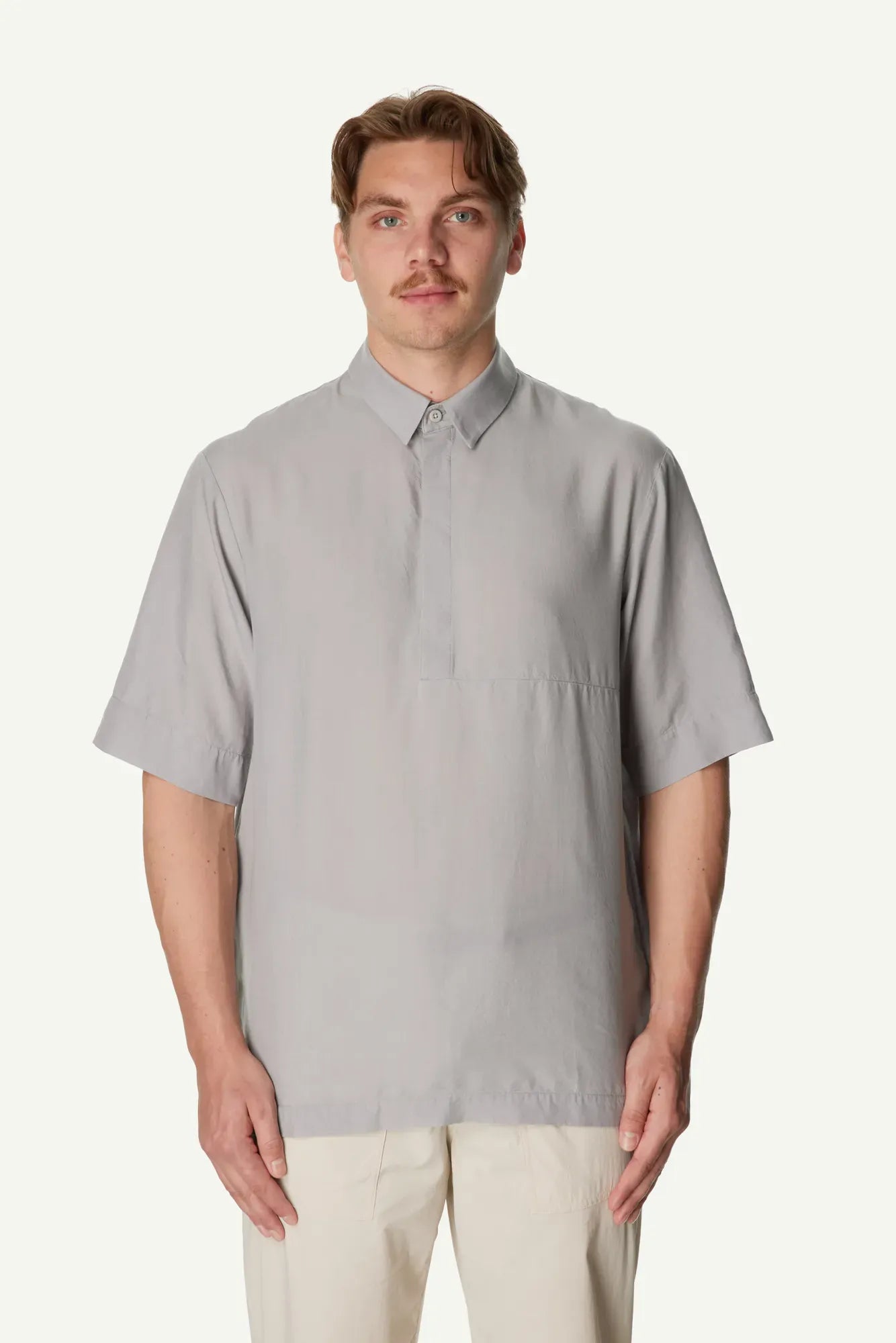 houdini-tree-polo-shirt-poloshirt-true-black-tencel image 4