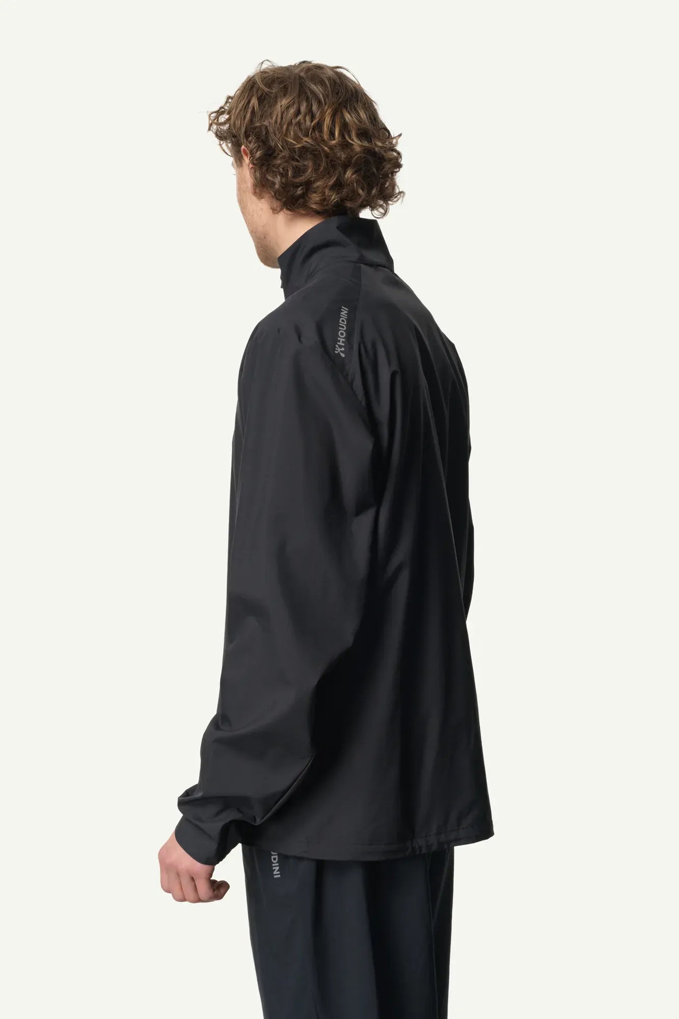 houdini-m-s-pace-trail-jacket-laufjacke-true-black-atmungsaktiv image 2