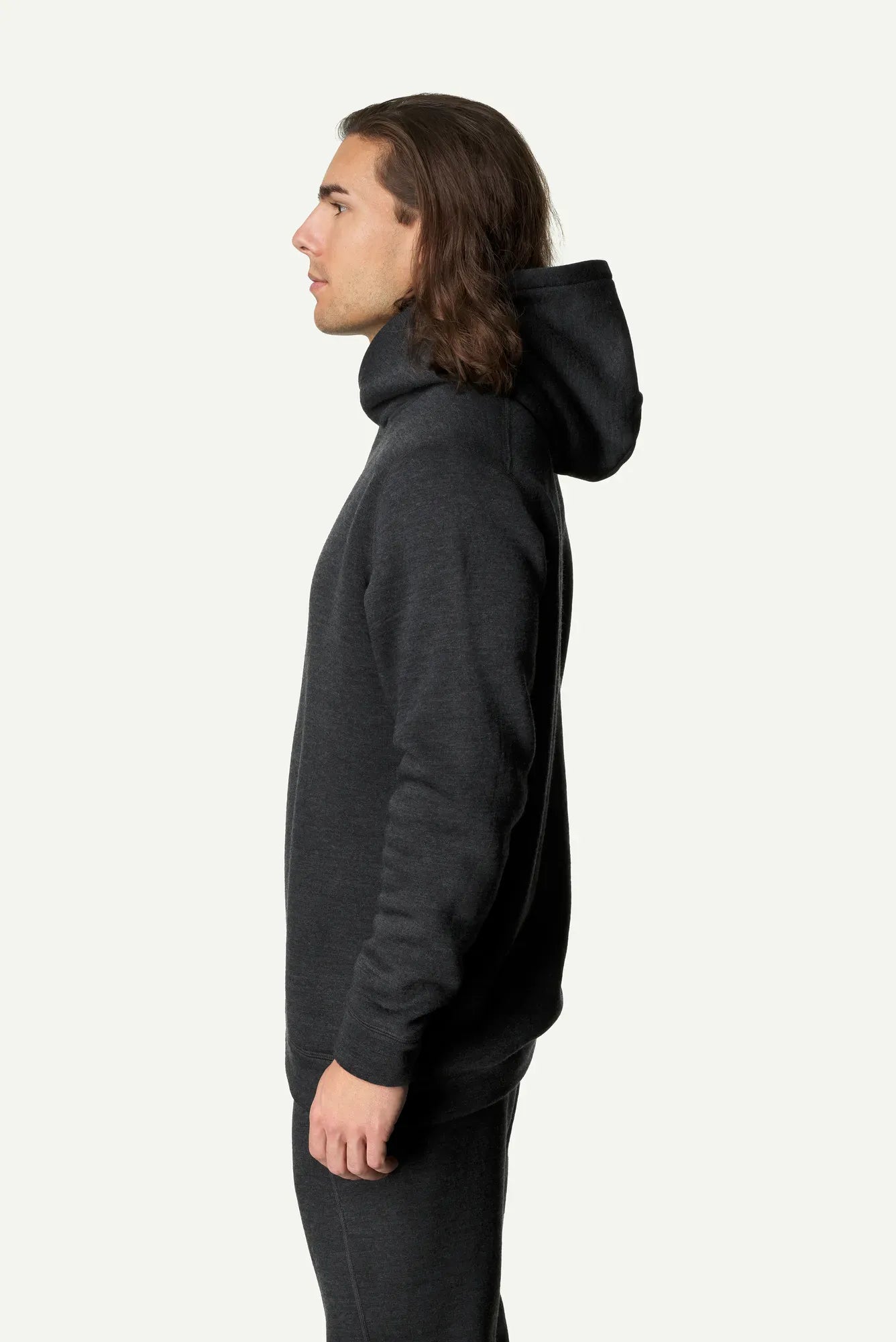 houdini-alto-houdi-herren-hoodie-true-black-merinowolle image 4