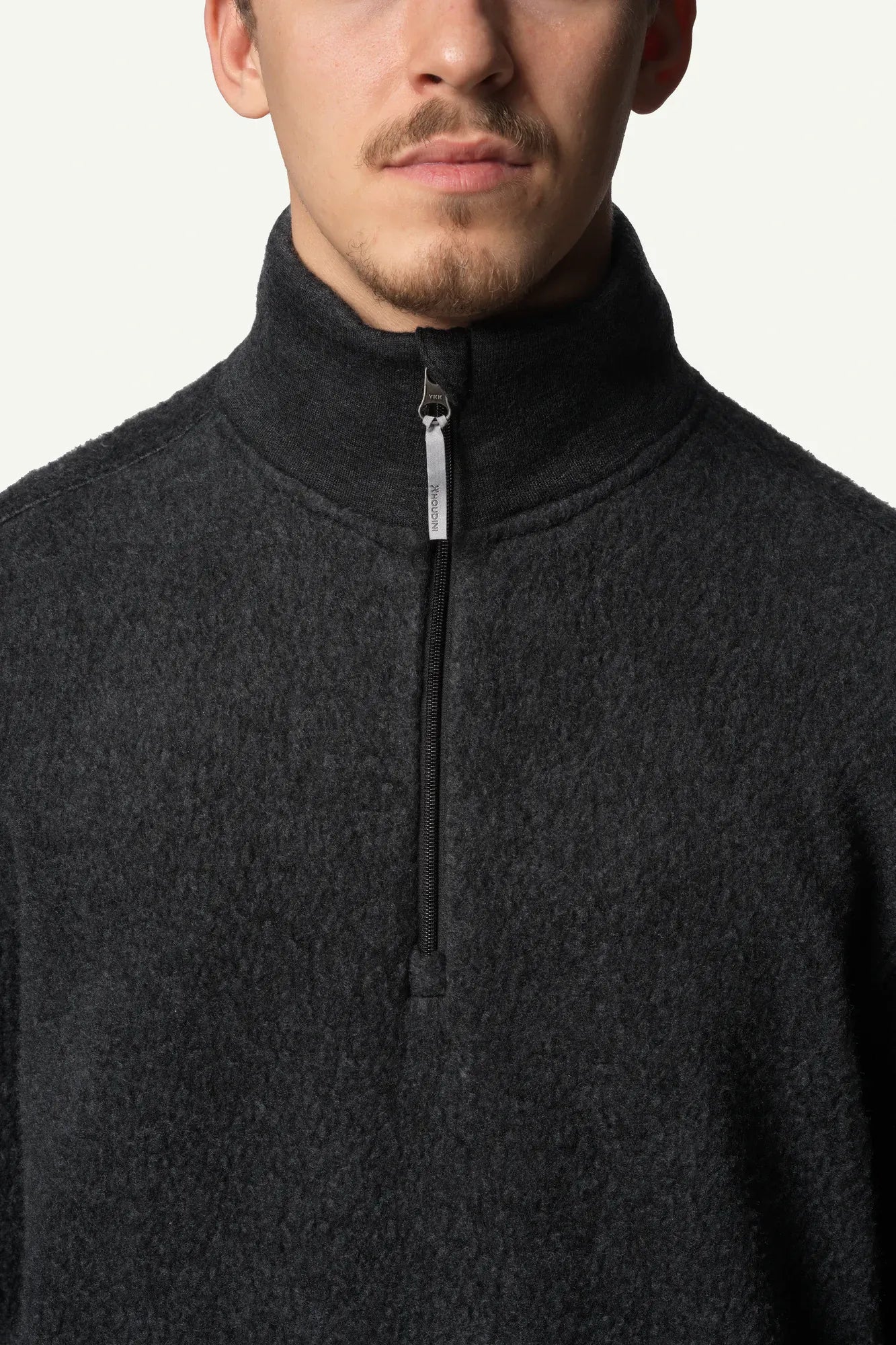 houdini-alto-m-s-half-zip-fleecepullover-true-black-merino image 4