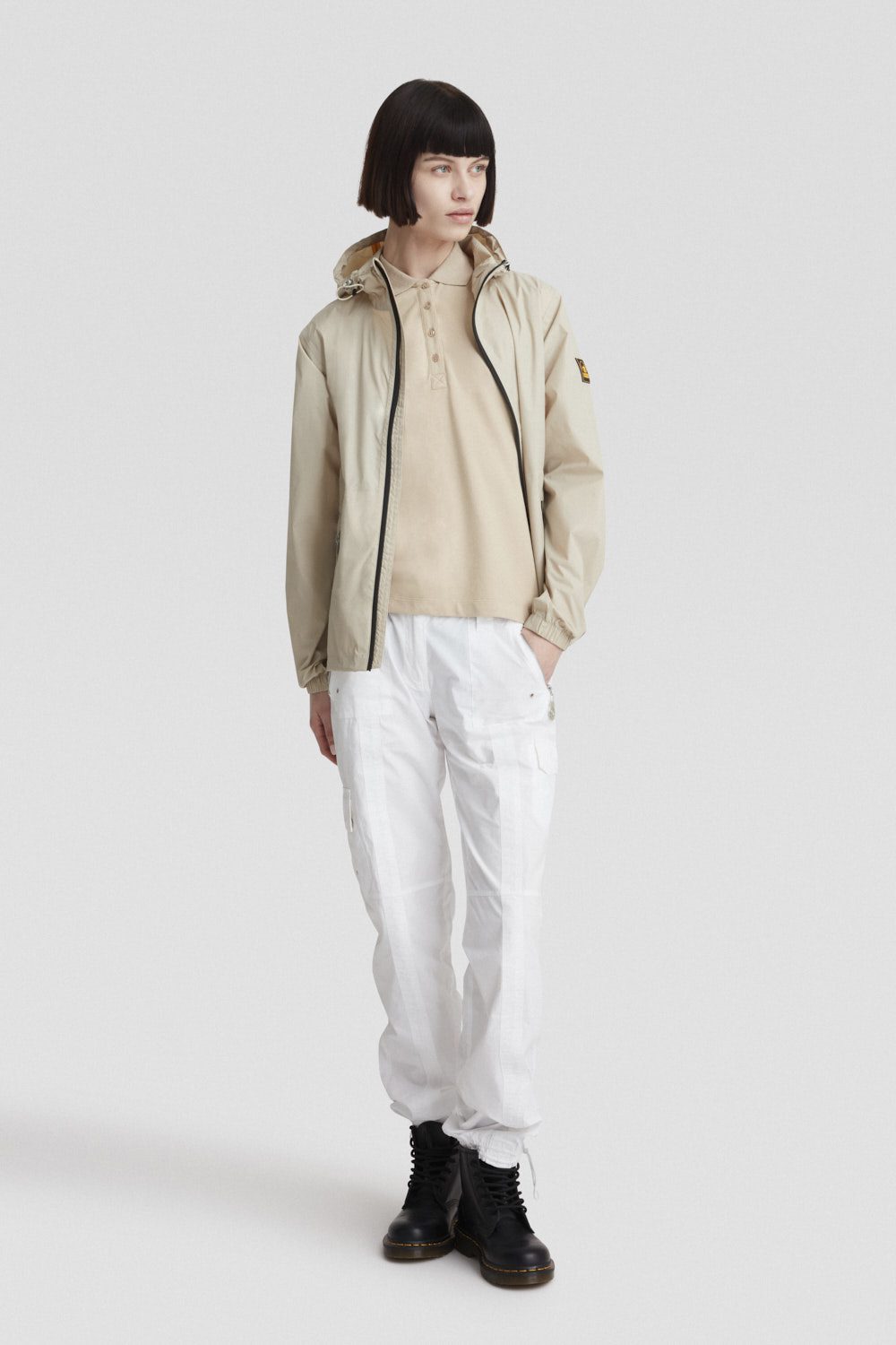 ciesse-outdoor-windjacke-beige-mit-kapuze-wasserdicht-packbar image 1
