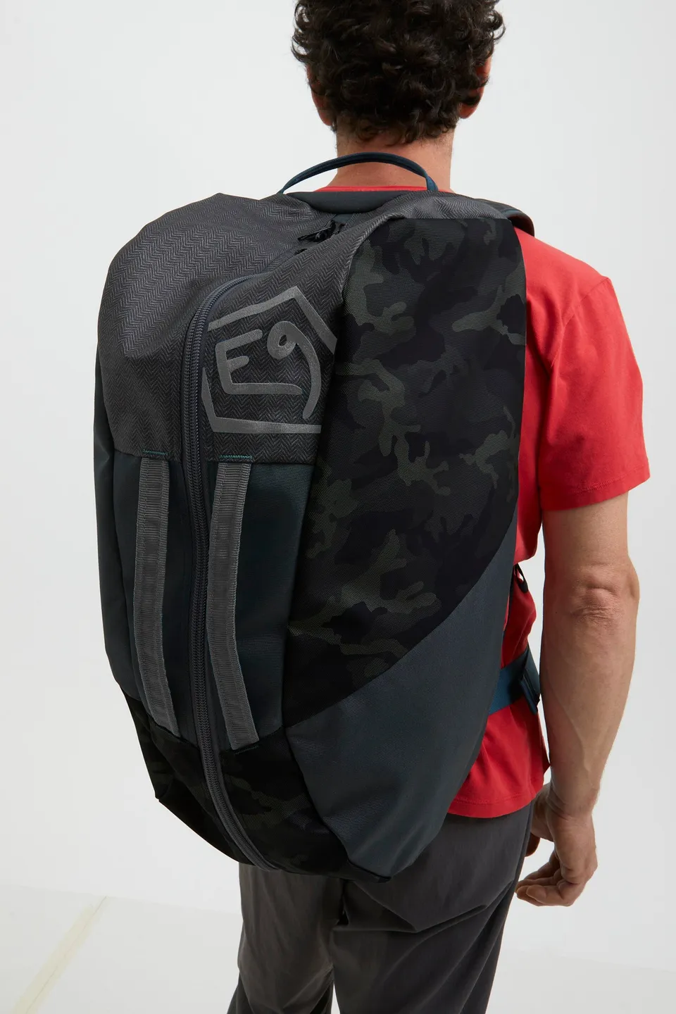 e9-brs-x-chalkbag-grey-camouflage image 1