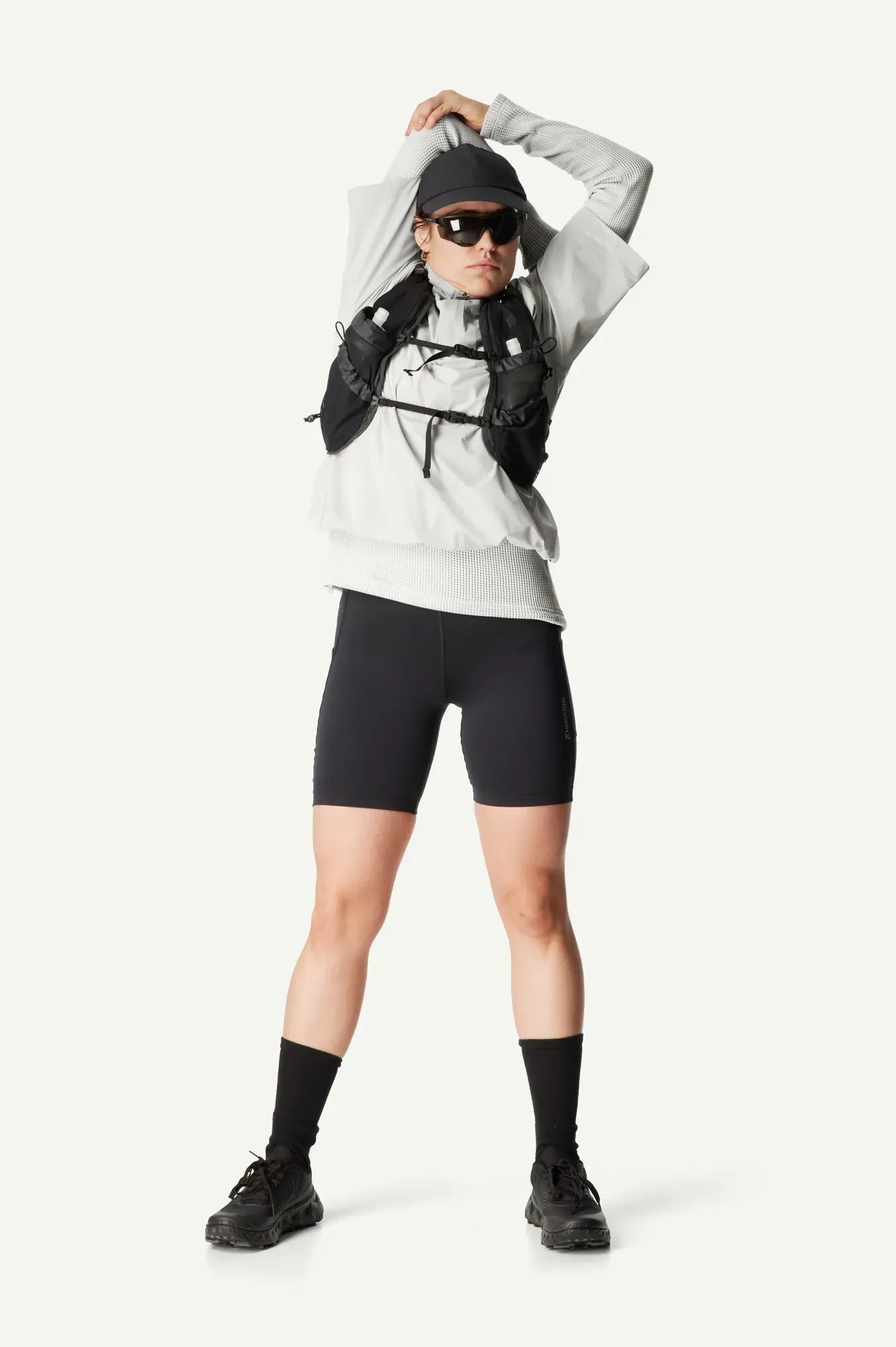 houdini-w-s-the-orange-tee-trailshirt-true-black-ultraleicht image 2