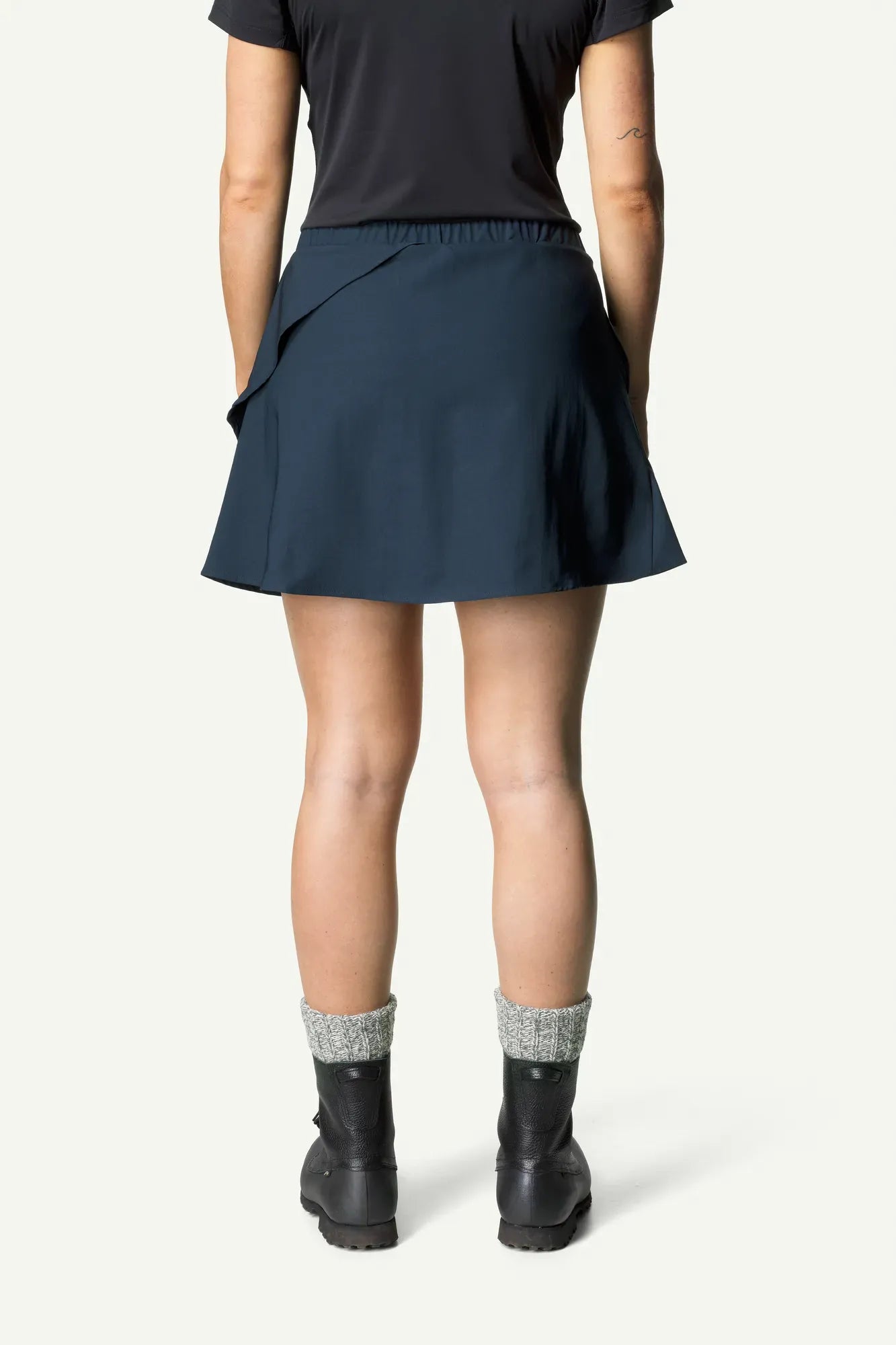 houdini-skort-damen-sportrock-true-black-schnell-trocknend image 8