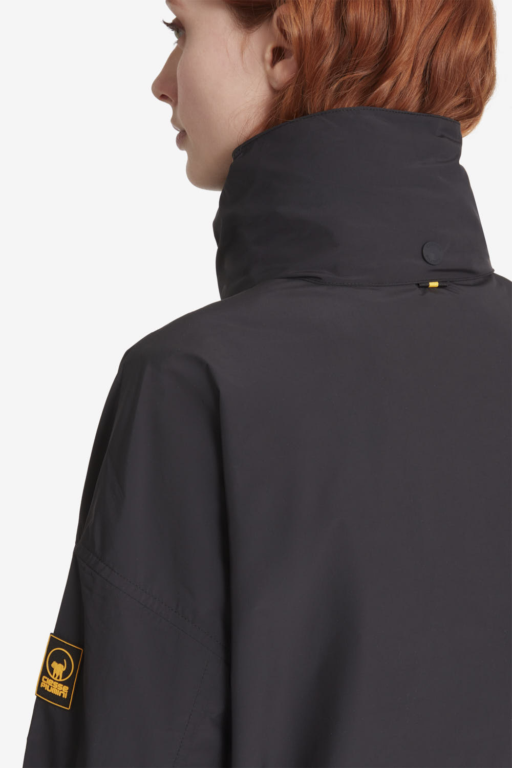 ciesse-lana-kurze-jacke-schwarz-damen-kapuze image 3