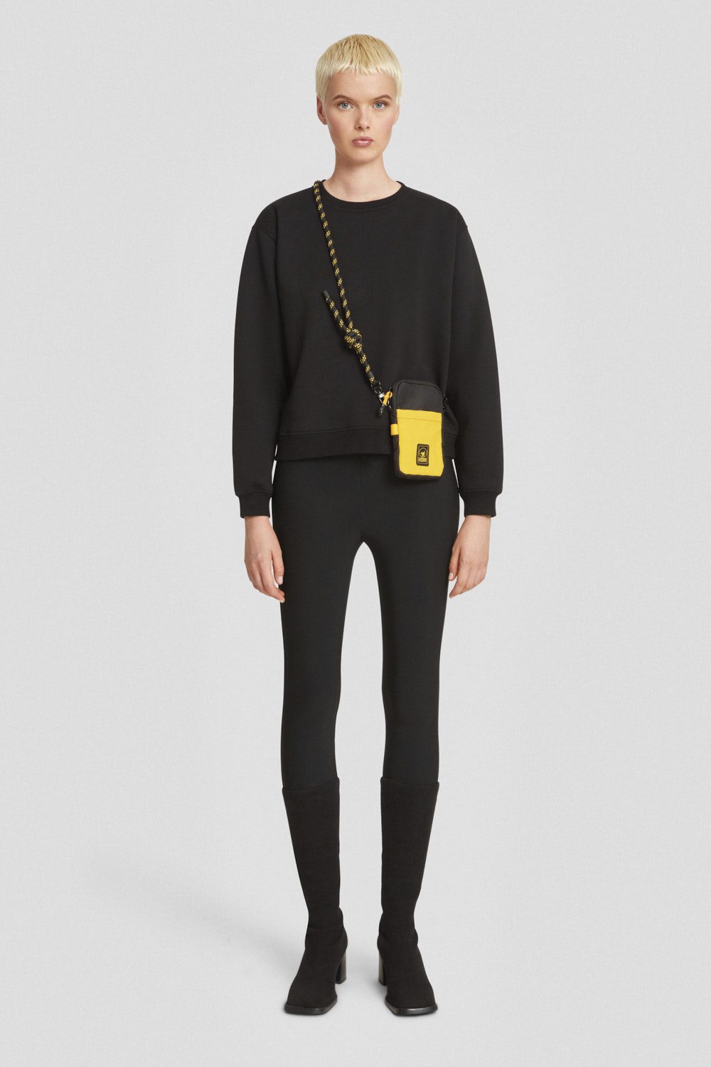 ciesse-outdoor-felpe-sweatshirt-schwarz-rundhals image 2