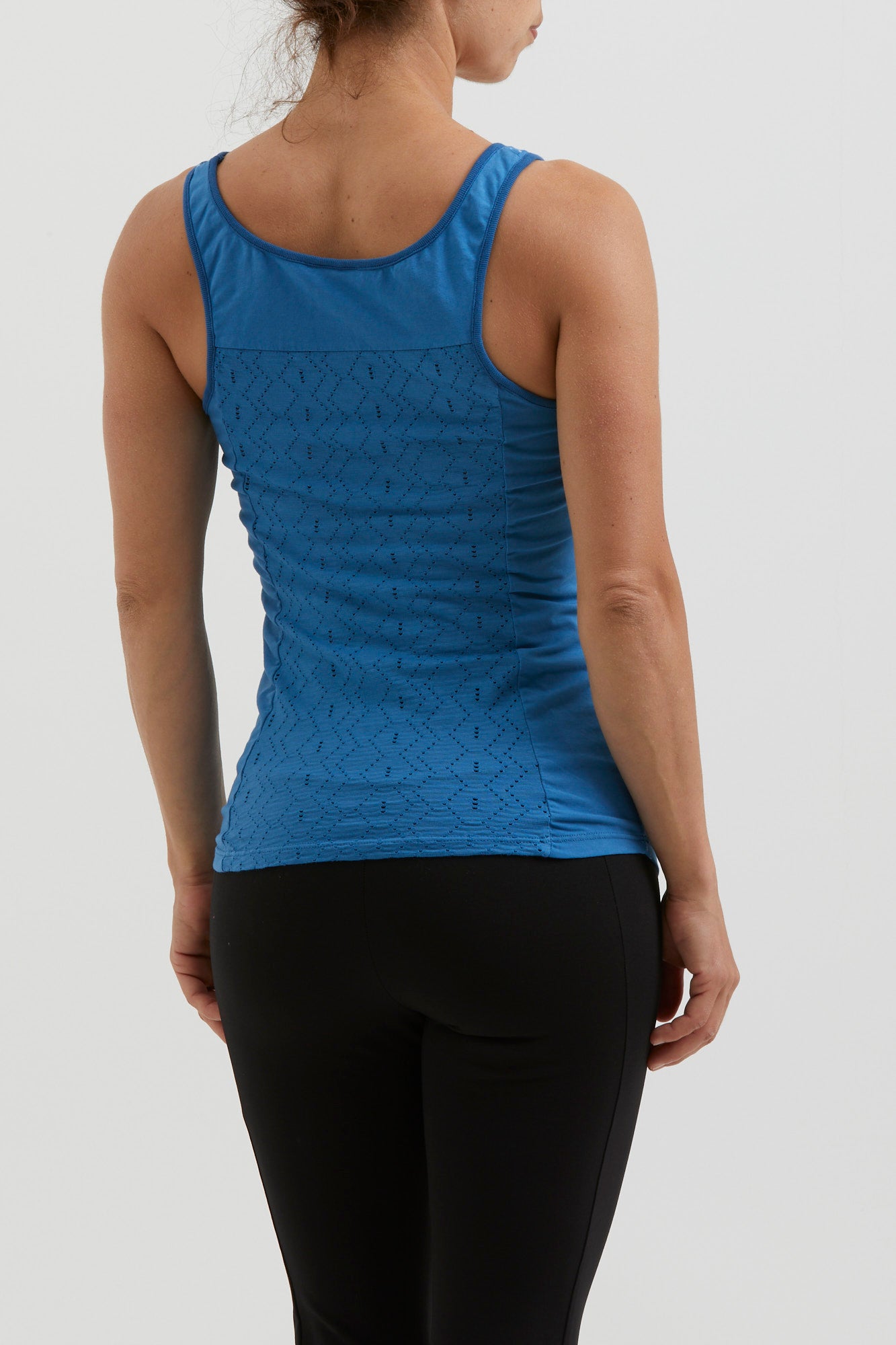e9-tola-tank-top-magenta-bio-baumwolle-slim image 3