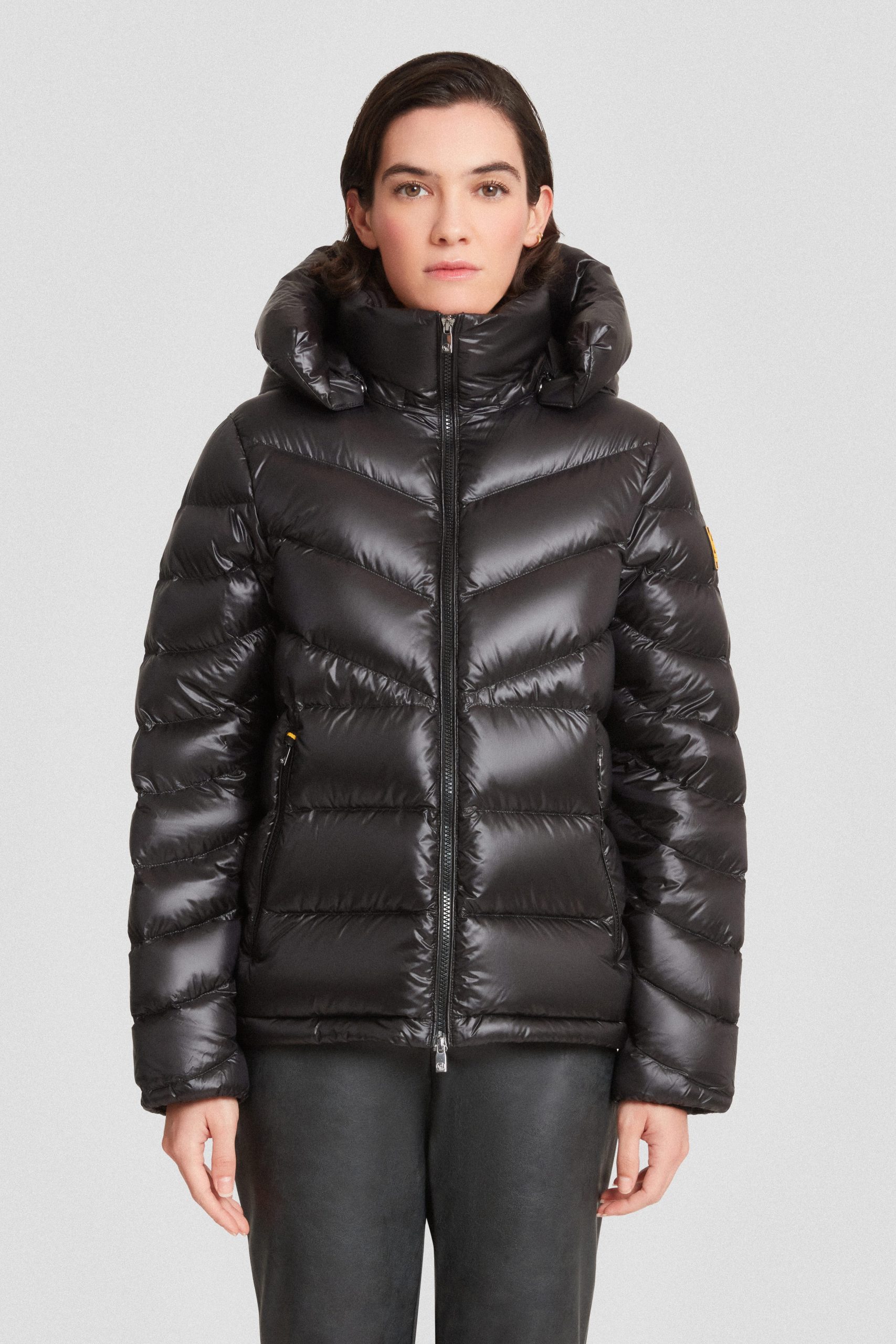 ciesse-outdoor-daunenjacke-kurz-schwarz-abnehmbare-kapuze image 2