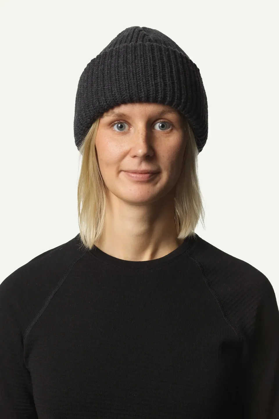 houdini-big-hat-m-tze-rock-black-lammwolle-winterm-tze image 1