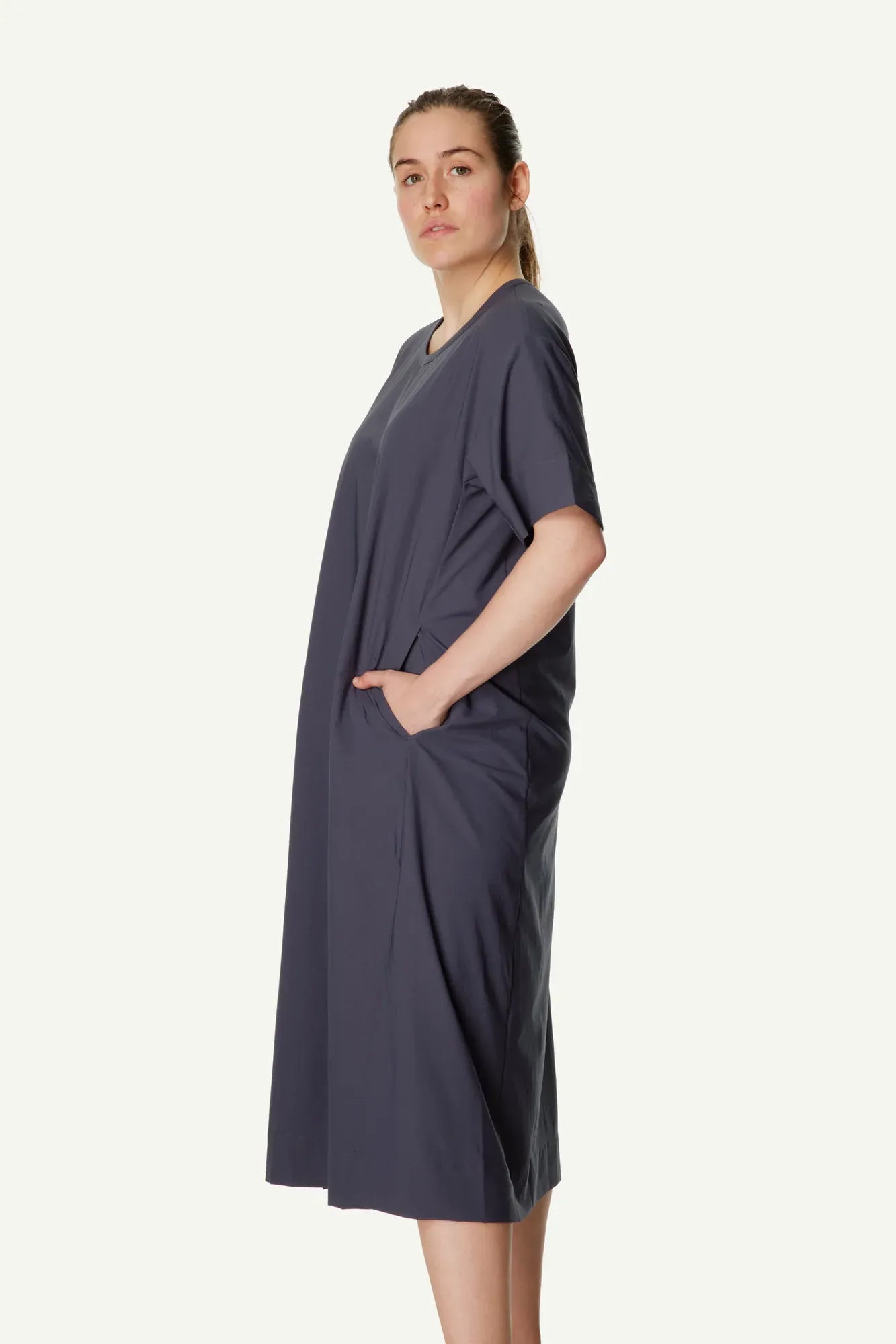 houdini-cover-dress-kleid-damen-powder-green-schnelltrocknend image 4