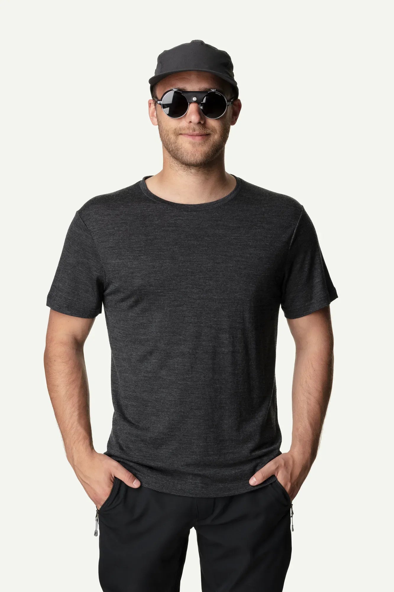 houdini-activist-m-s-activist-tee-t-shirt-true-black-merino image 4
