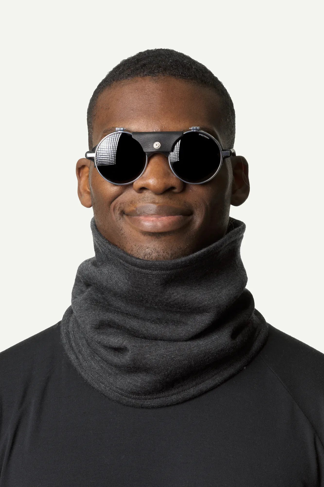houdini-alto-neck-gaiter-halstuch-powder-green-merino image 1