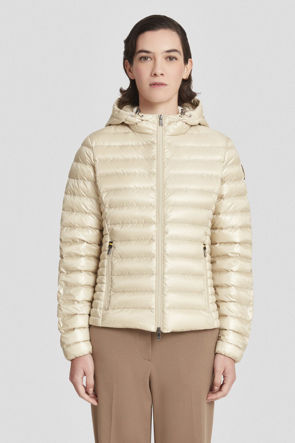 ciesse-outdoor-piumini-leichte-daunenjacke-beige-mit-kapuze image 2