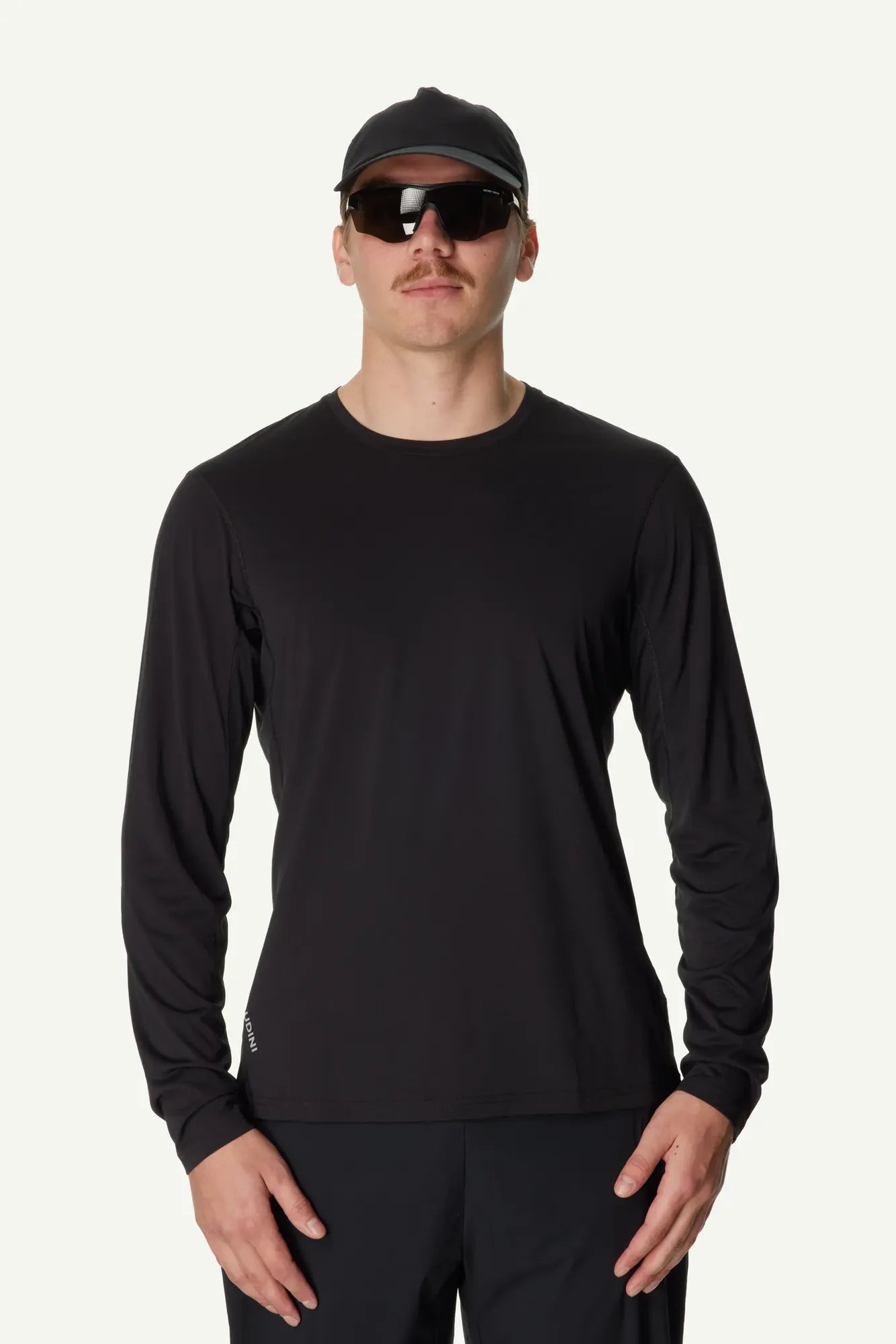 houdini-pace-air-ls-tee-langarmshirt-true-black-leicht-2 image 2