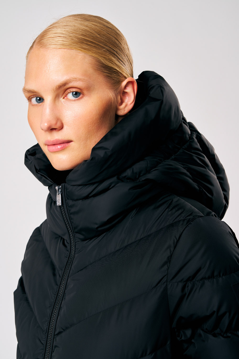 ciesse-rebecca-daunenmantel-damen-schwarz-lang-mit-kapuze image 4