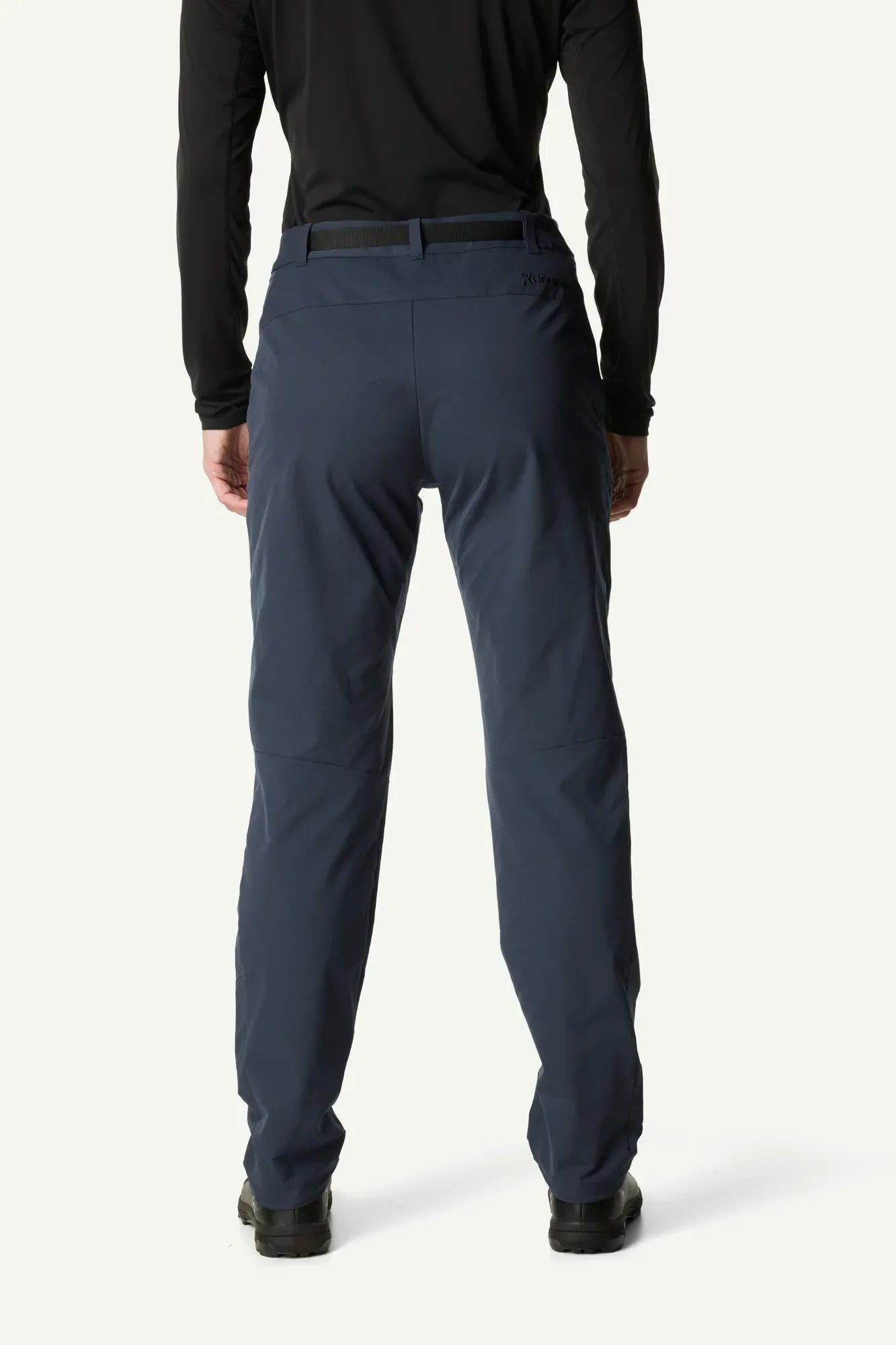 houdini-core-tech-pants-softshellhose-damen-sandstorm-winddicht image 5