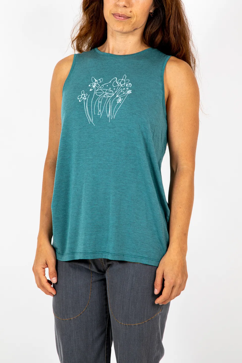 e9-saski-tank-top-green-lake-modal image 1