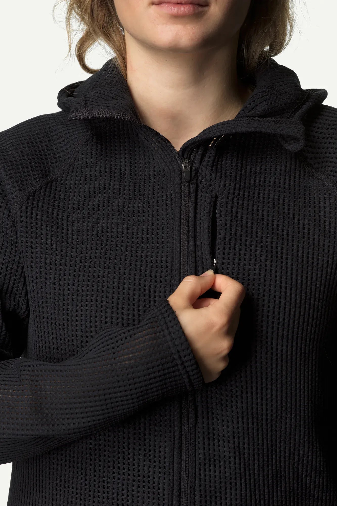 houdini-w-s-pace-flow-houdi-fleecehoodie-true-black-leicht image 7
