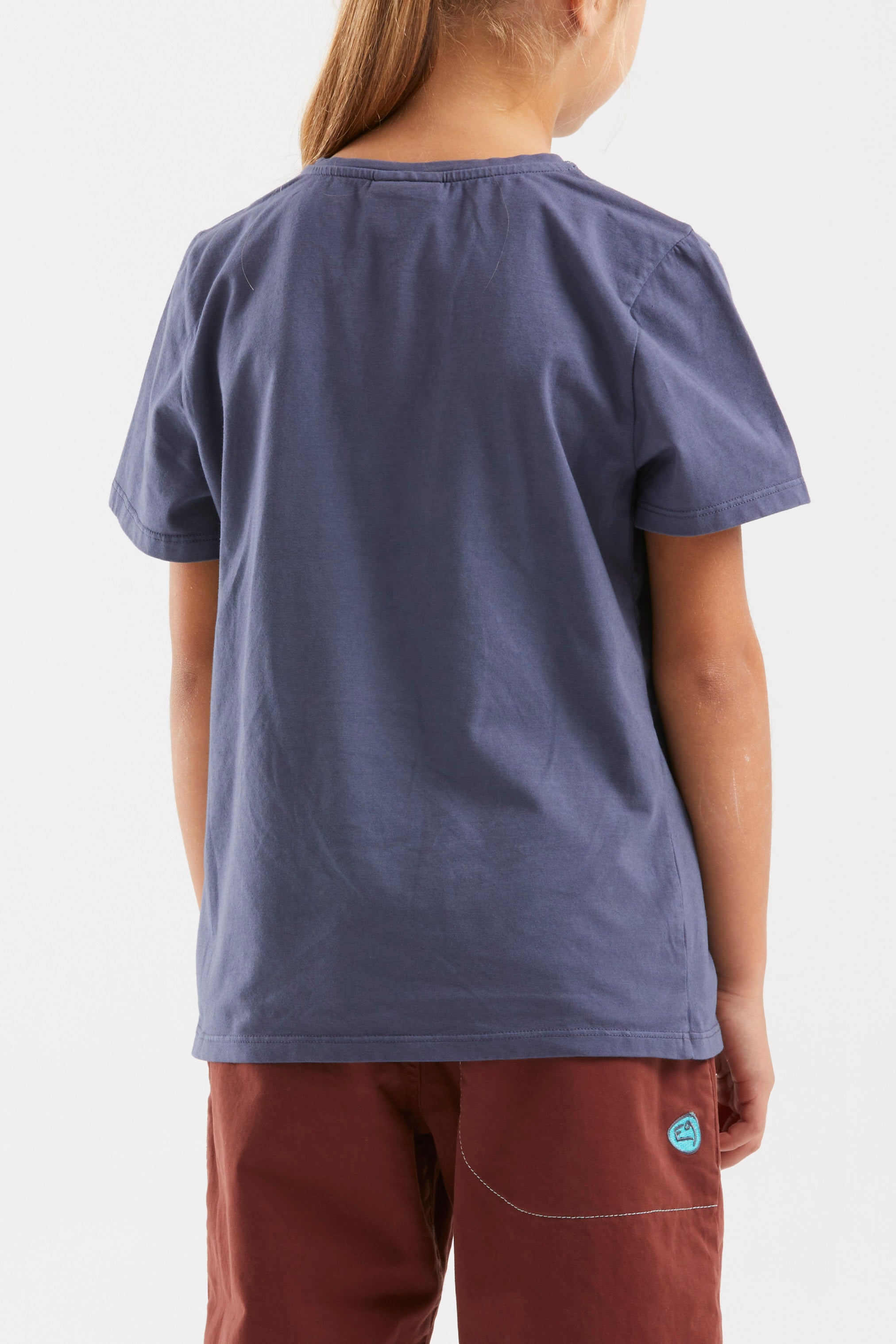 e9-b-sgraf-t-shirt-plumbago-kinder-bio-baumwolle-logo image 2