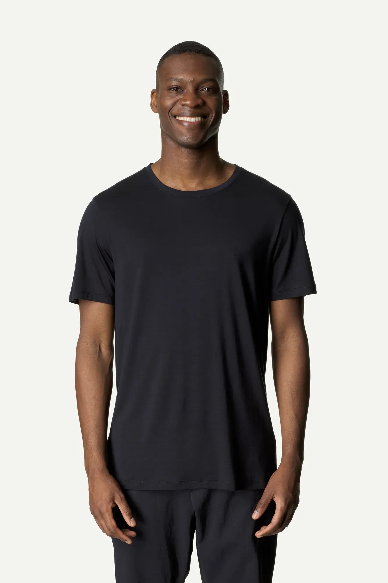 houdini-tree-tee-herren-t-shirt-true-black-tencel image 8