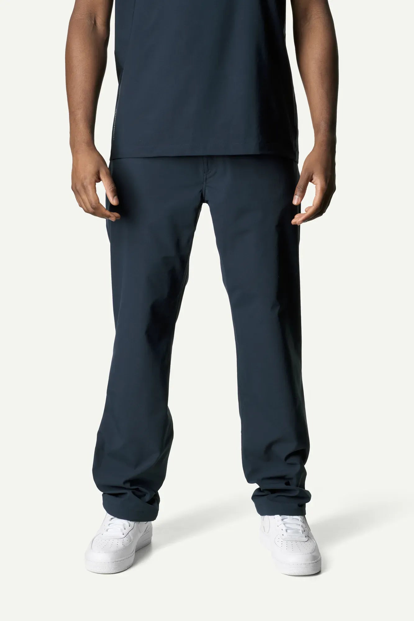 houdini-dock-pants-herren-outdoorhose-baremark-green-robust image 5