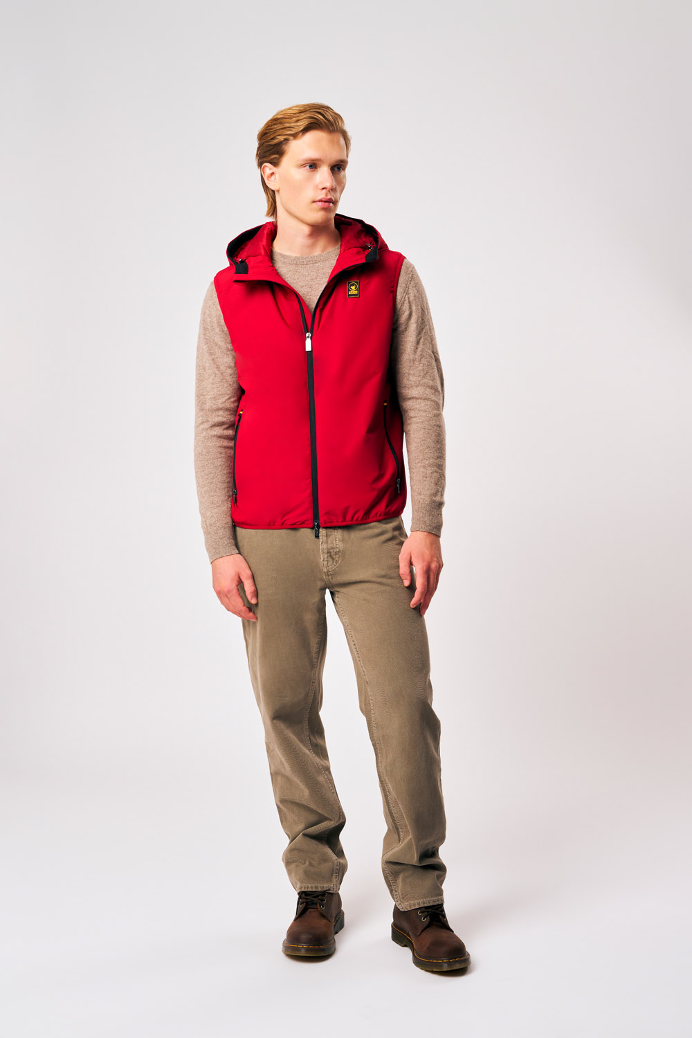 ciesse-outdoor-kenzen-steppweste-rot-mit-kapuze-herren image 1