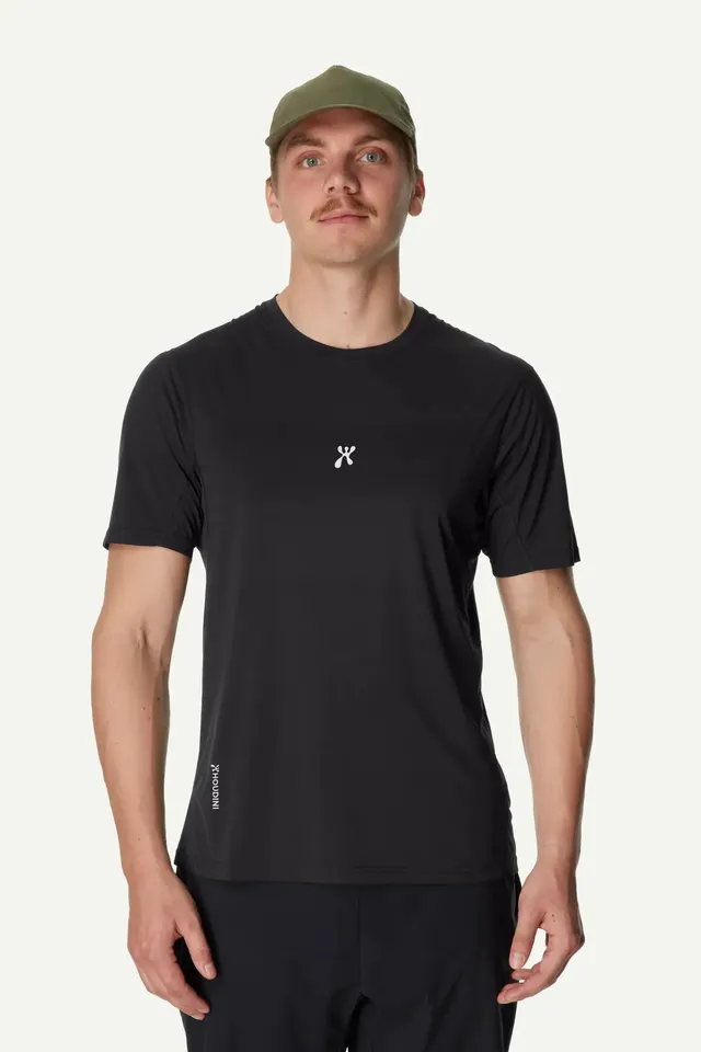 houdini-pace-air-message-tee-t-shirt-true-black-slim-fit image 1