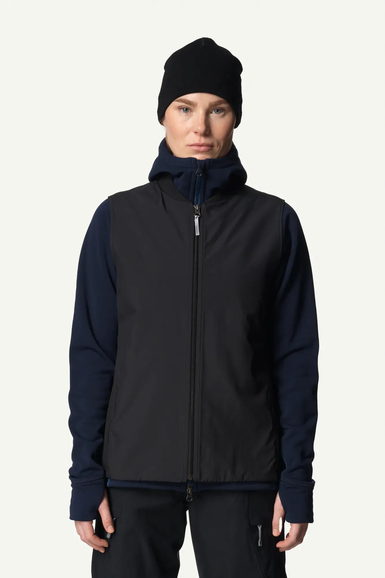 houdini-moonwalk-weste-damen-true-black-windabweisend image 7