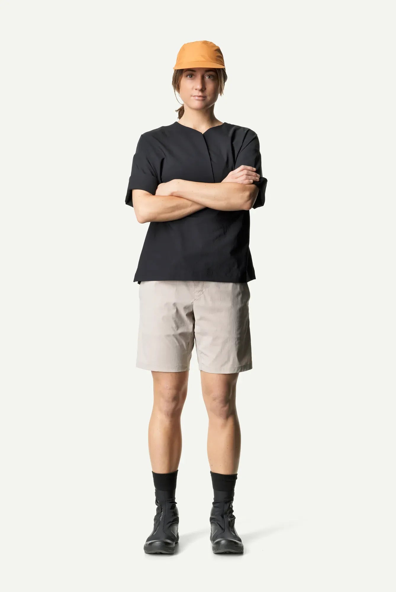 houdini-wadi-shorts-damen-outdoor-shorts-sandstorm image 1