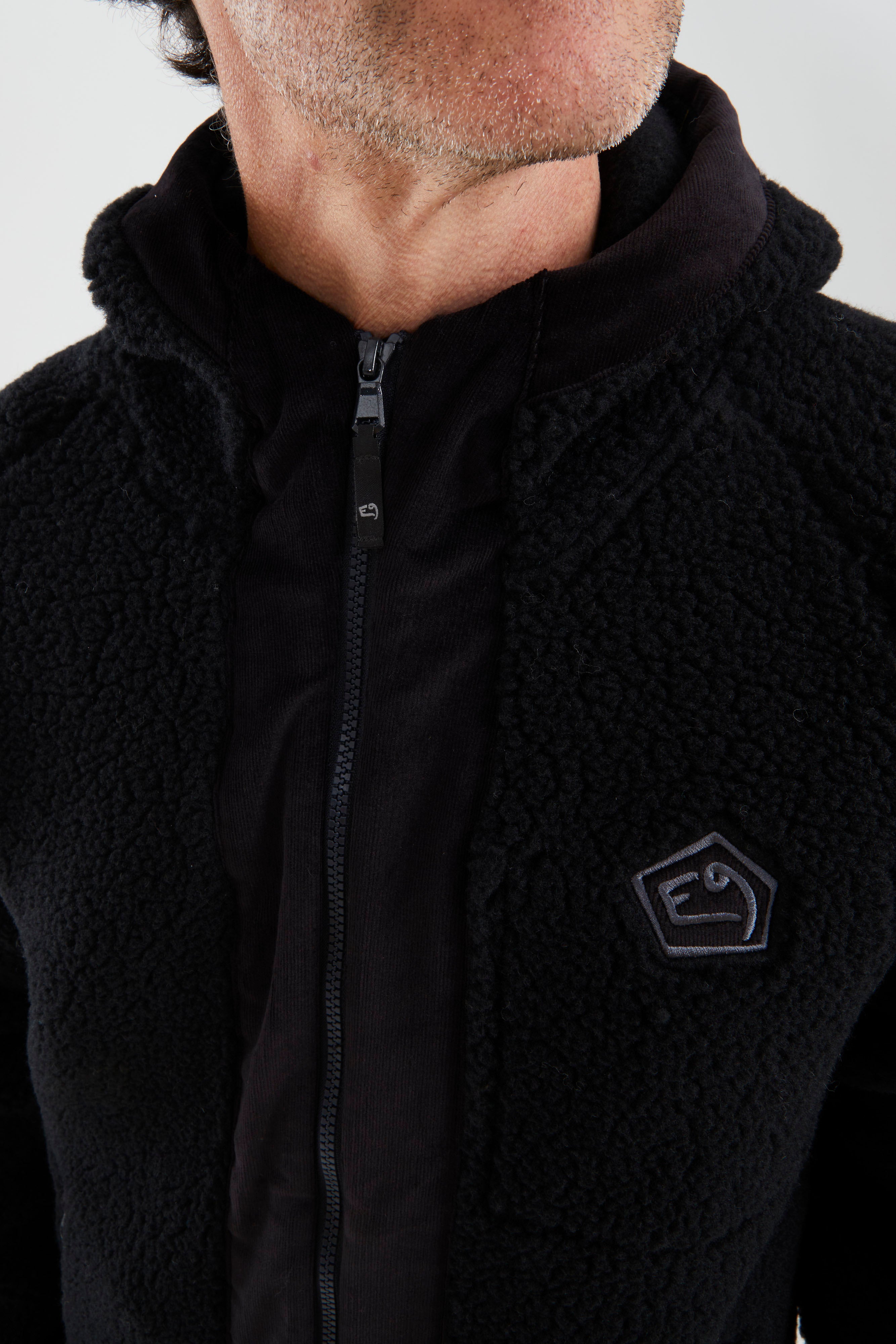 e9-siavio-fleecejacke-black-gr-e-m-mit-kapuze-wolle image 2
